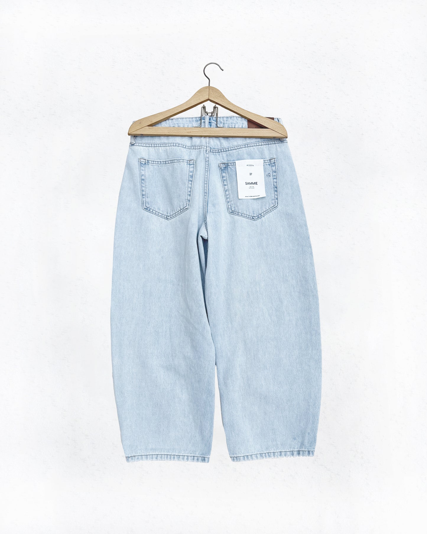 Hidden Sammie Light Wash Crop Barrel Jeans (Oversized 27/28)