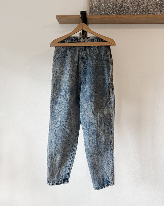 Vintage 80’s Chic Acid Wash Jeans (6)