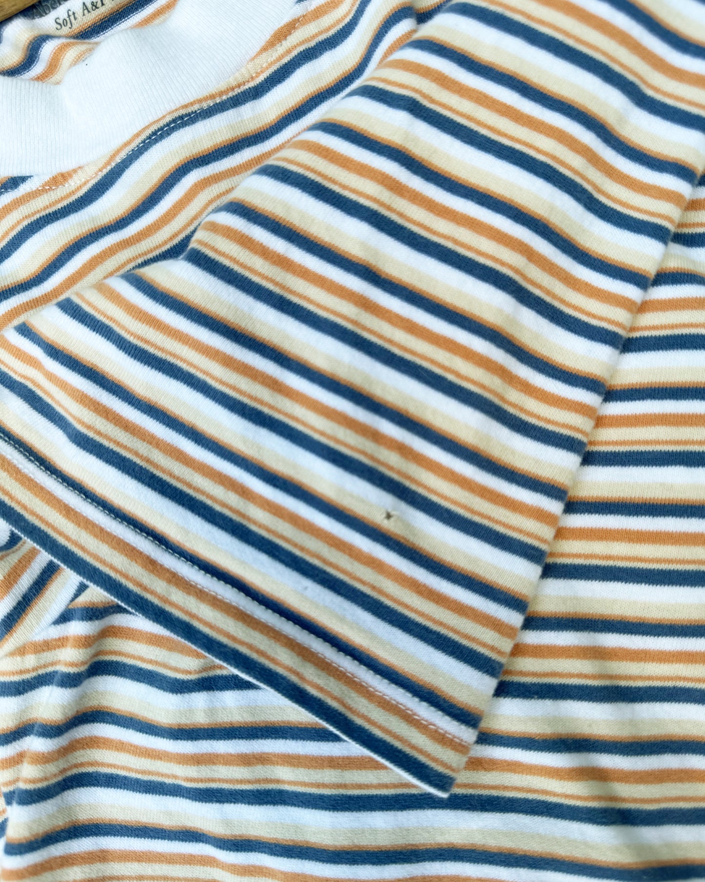 A&F Striped Retro Tee (XL)