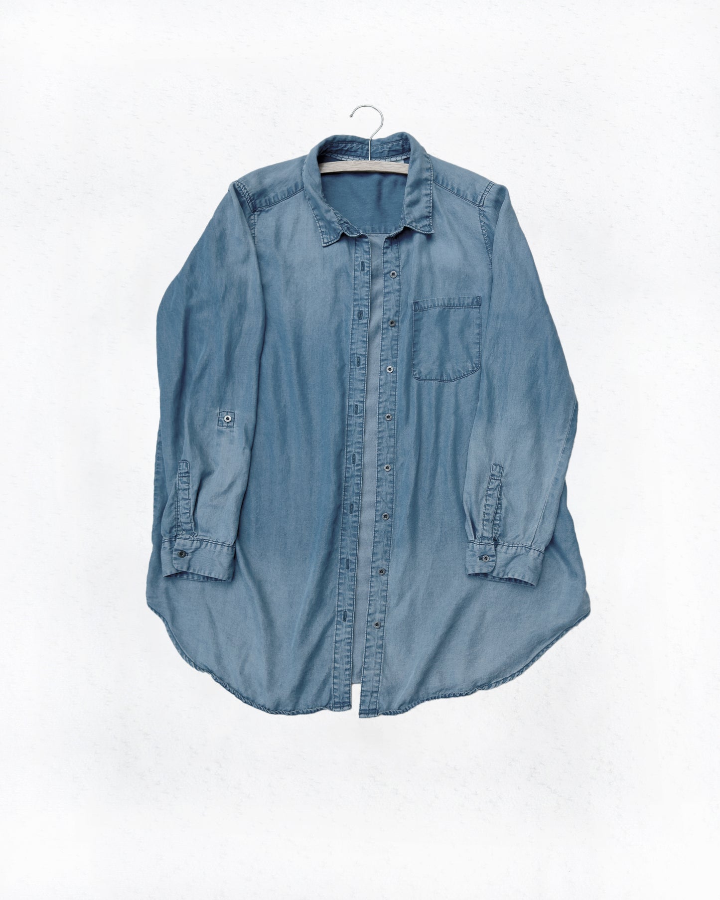 Lightweight Denim Button-Down Top (L)