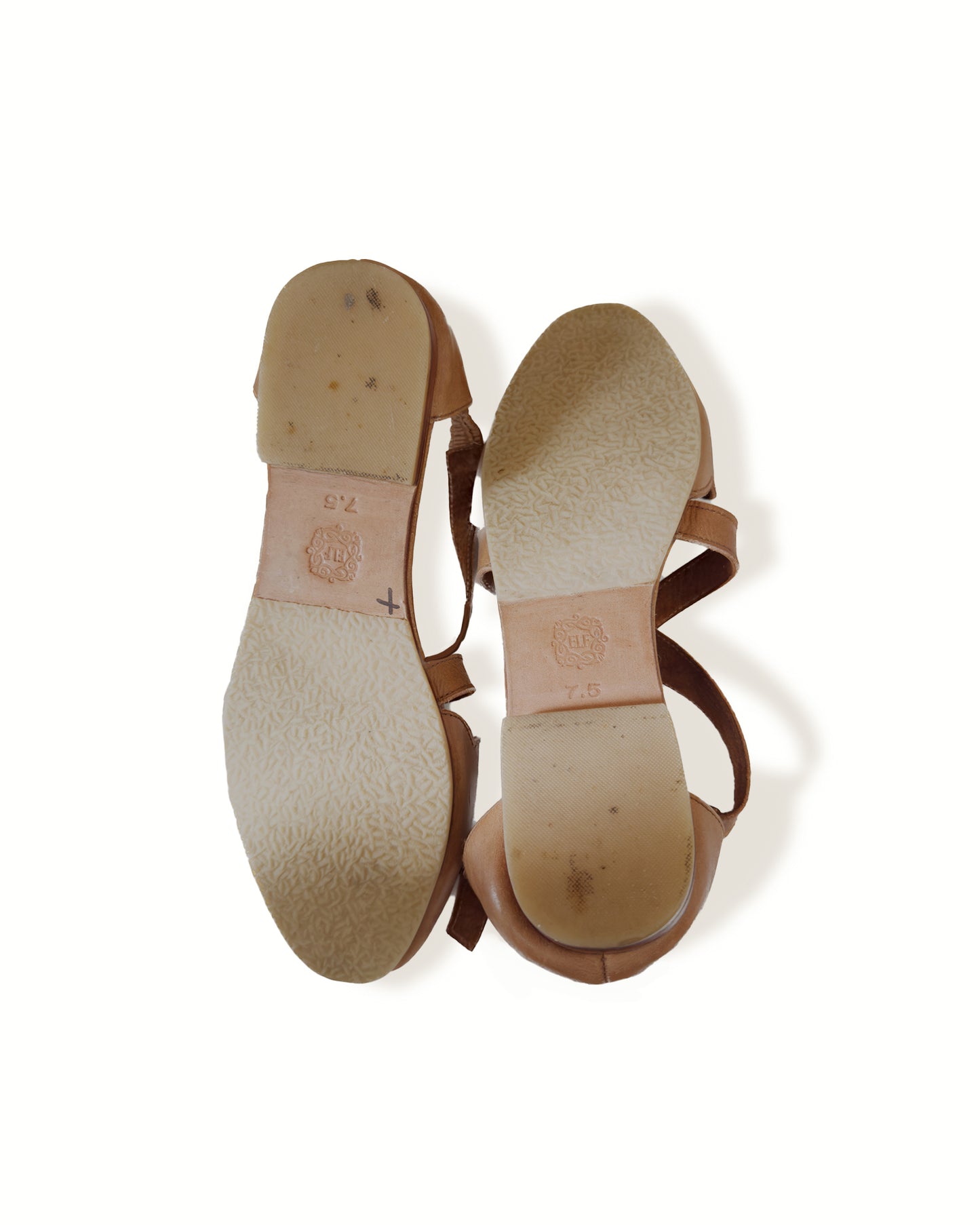 Balielf Handmade Scalloped Leather Flats (7.5)