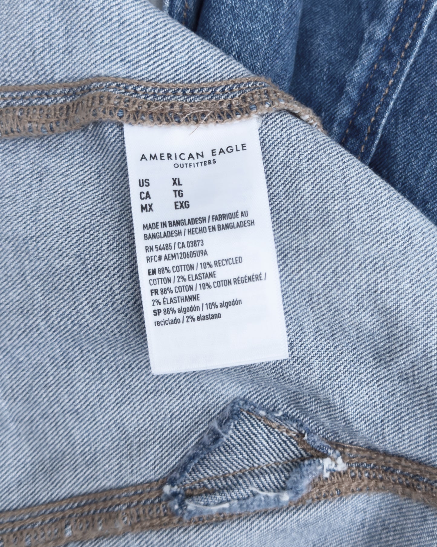 AE Classic Denim Vest NWT (XL)