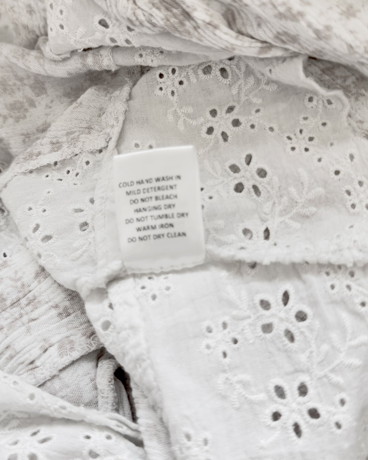 Eyelet Lace Floral Top (M)