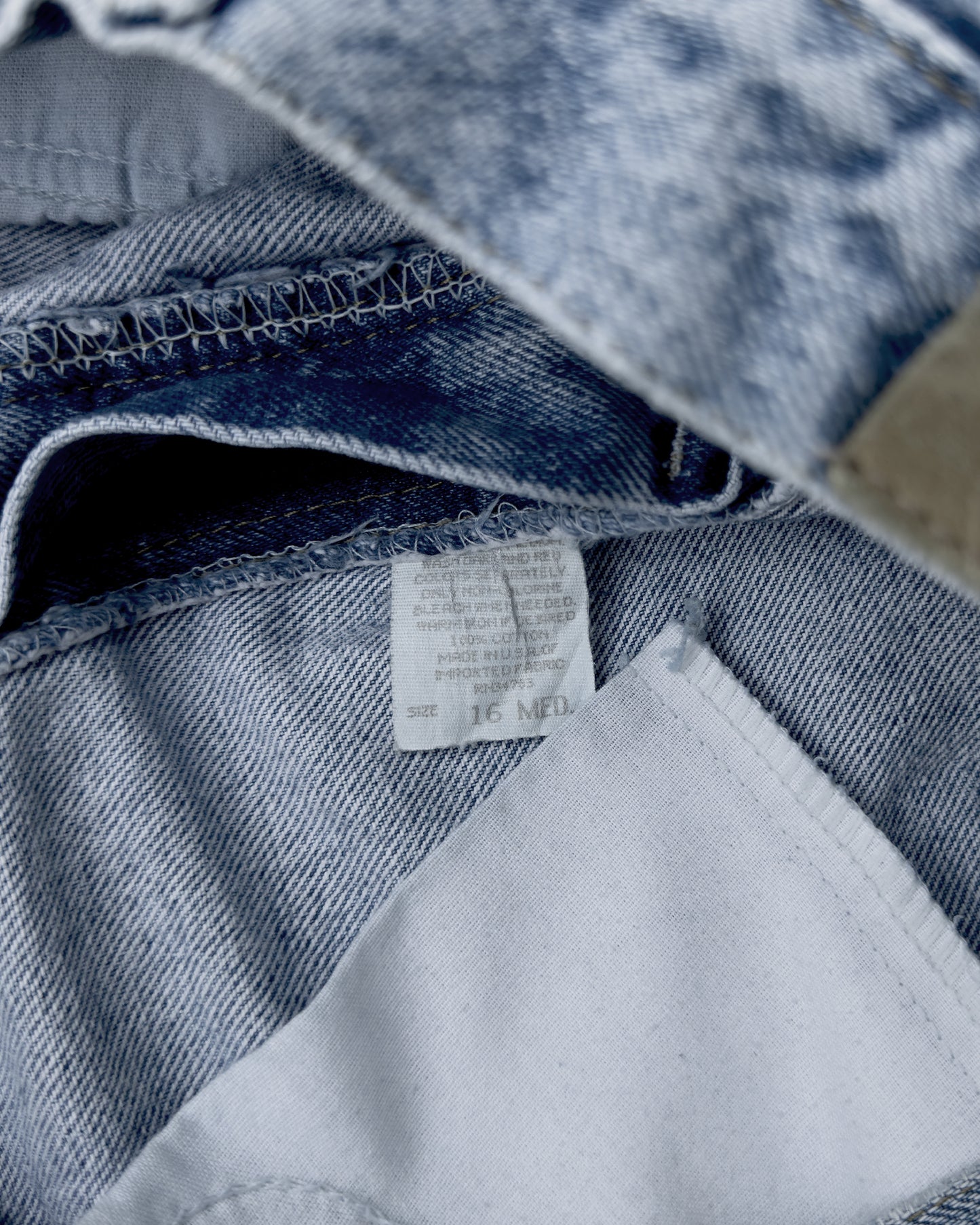 Vintage Lee High-Rise Denim Cut-Off Shorts (10/12)