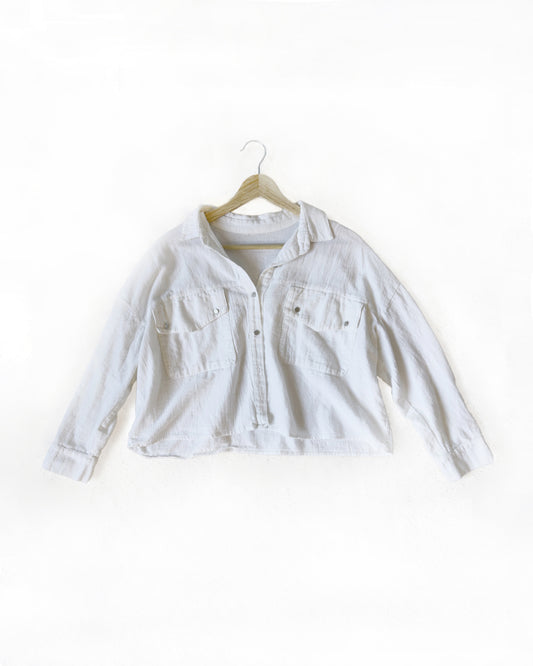 Cropped Button Top
