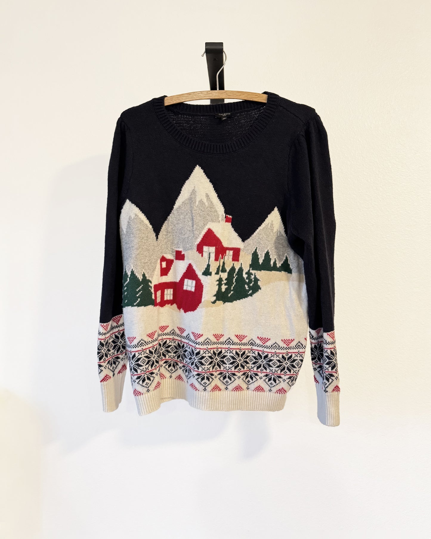 Talbots Winter Cabin Scene Christmas Sweater (L)