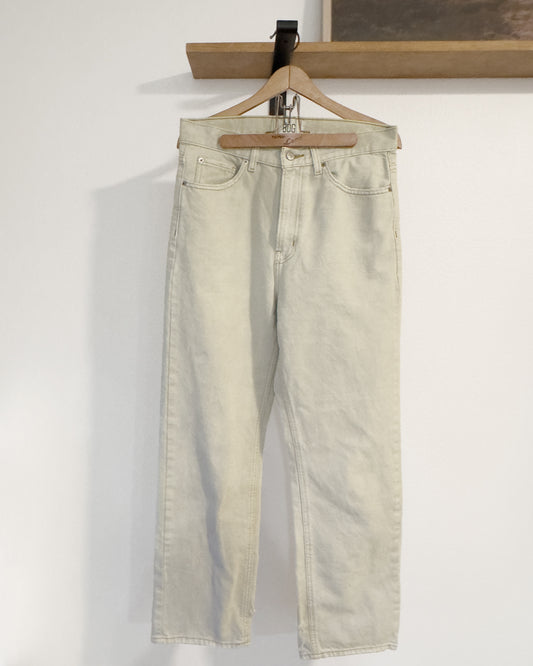 BDG High Waist Distressed Cowboy Jean (30)