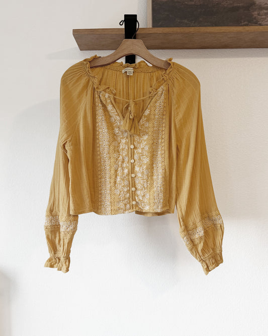 AE Embroidered Blouse (S)