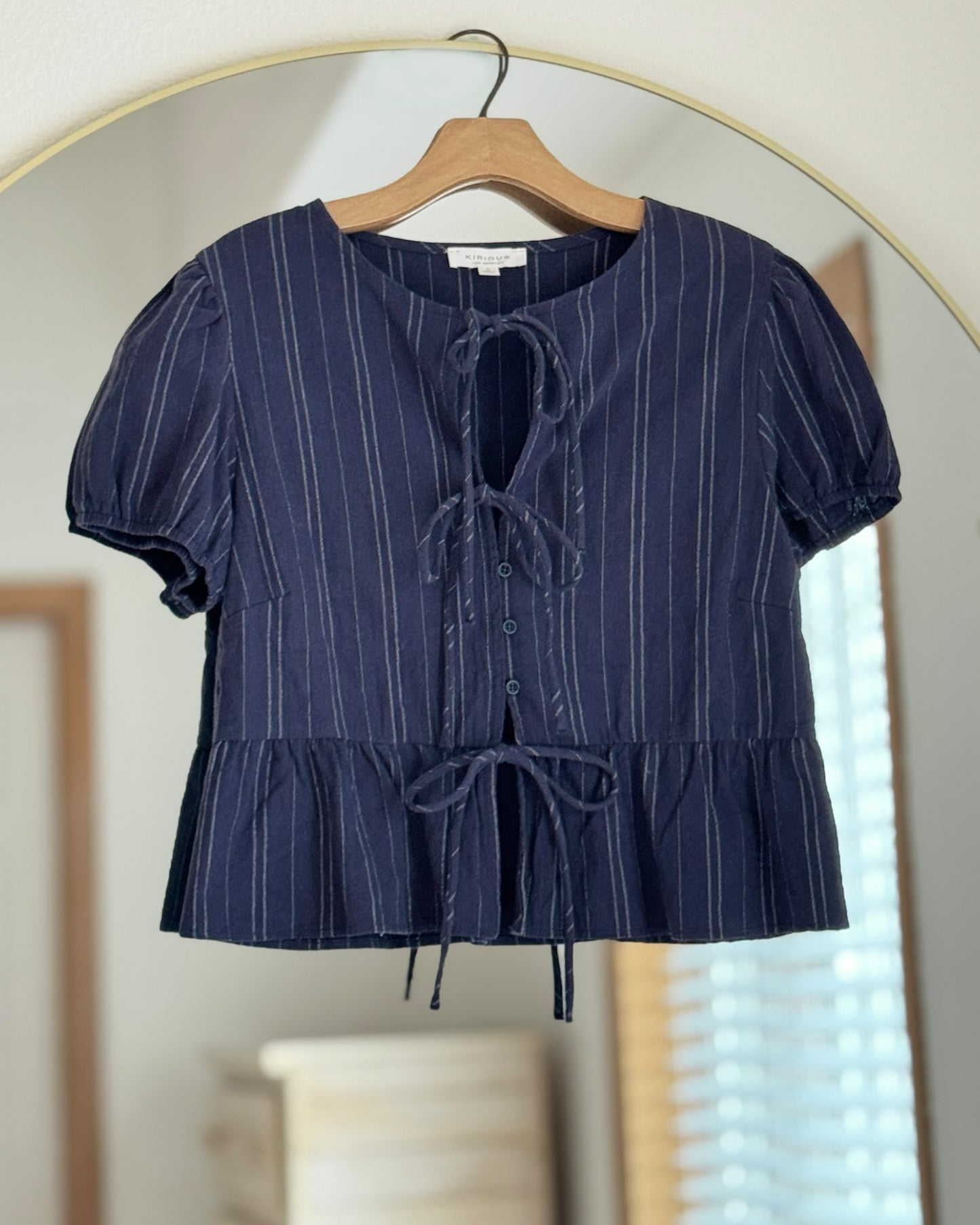 Button & Bow Short-Sleeve Cardigan (M)
