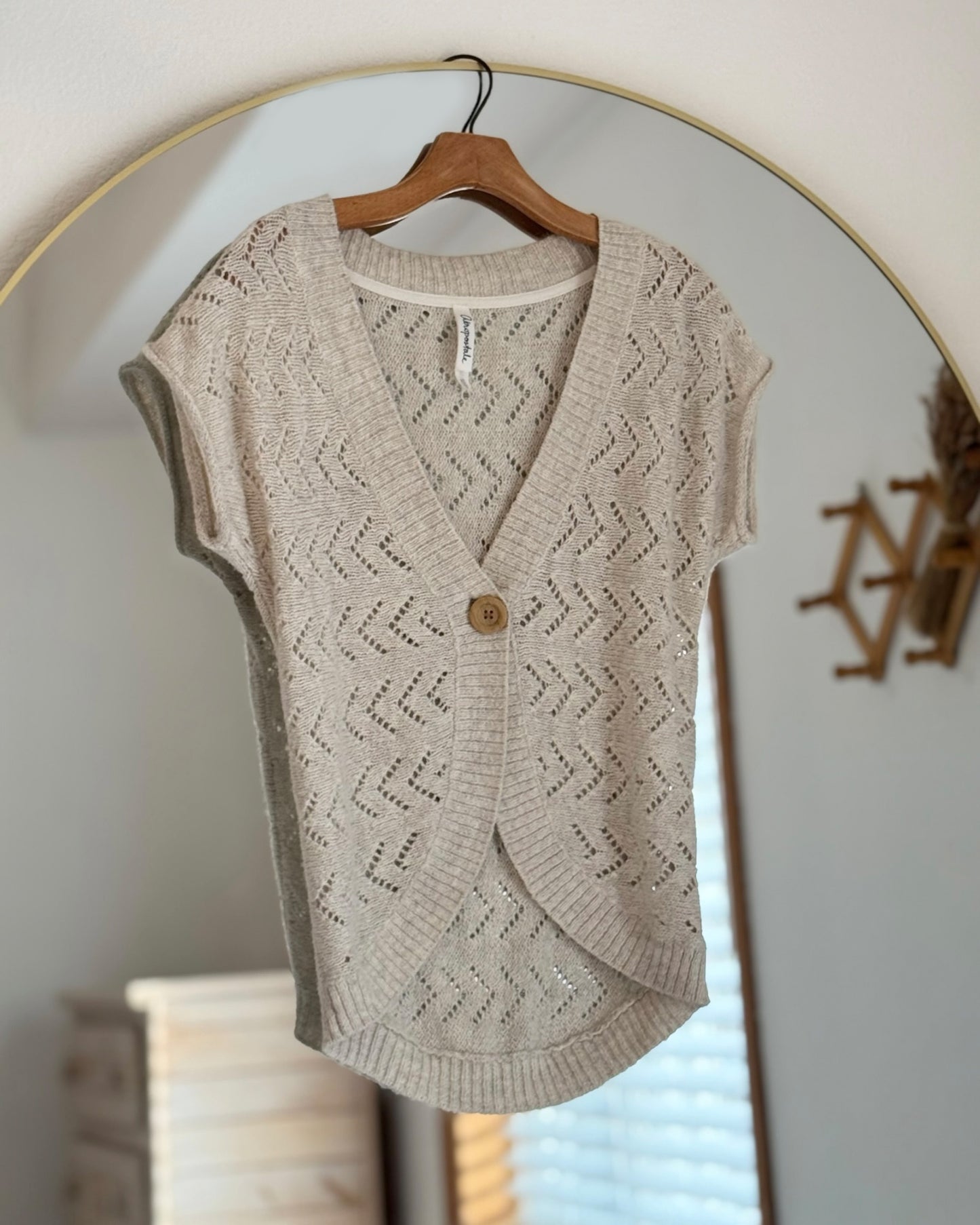Aeropostale Cardigan Sweater (XS)