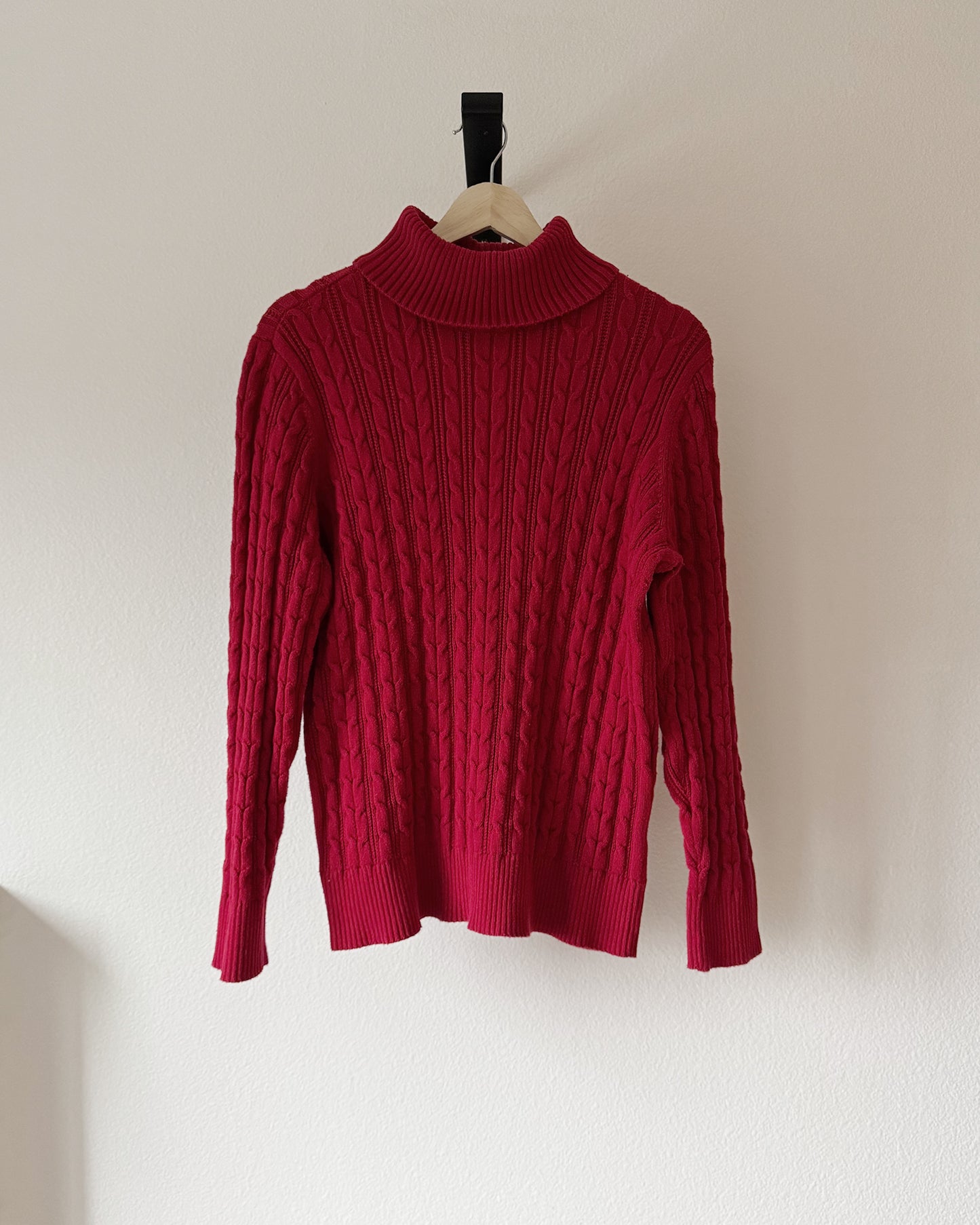 Turtleneck Cable Knit Sweater (XXL)