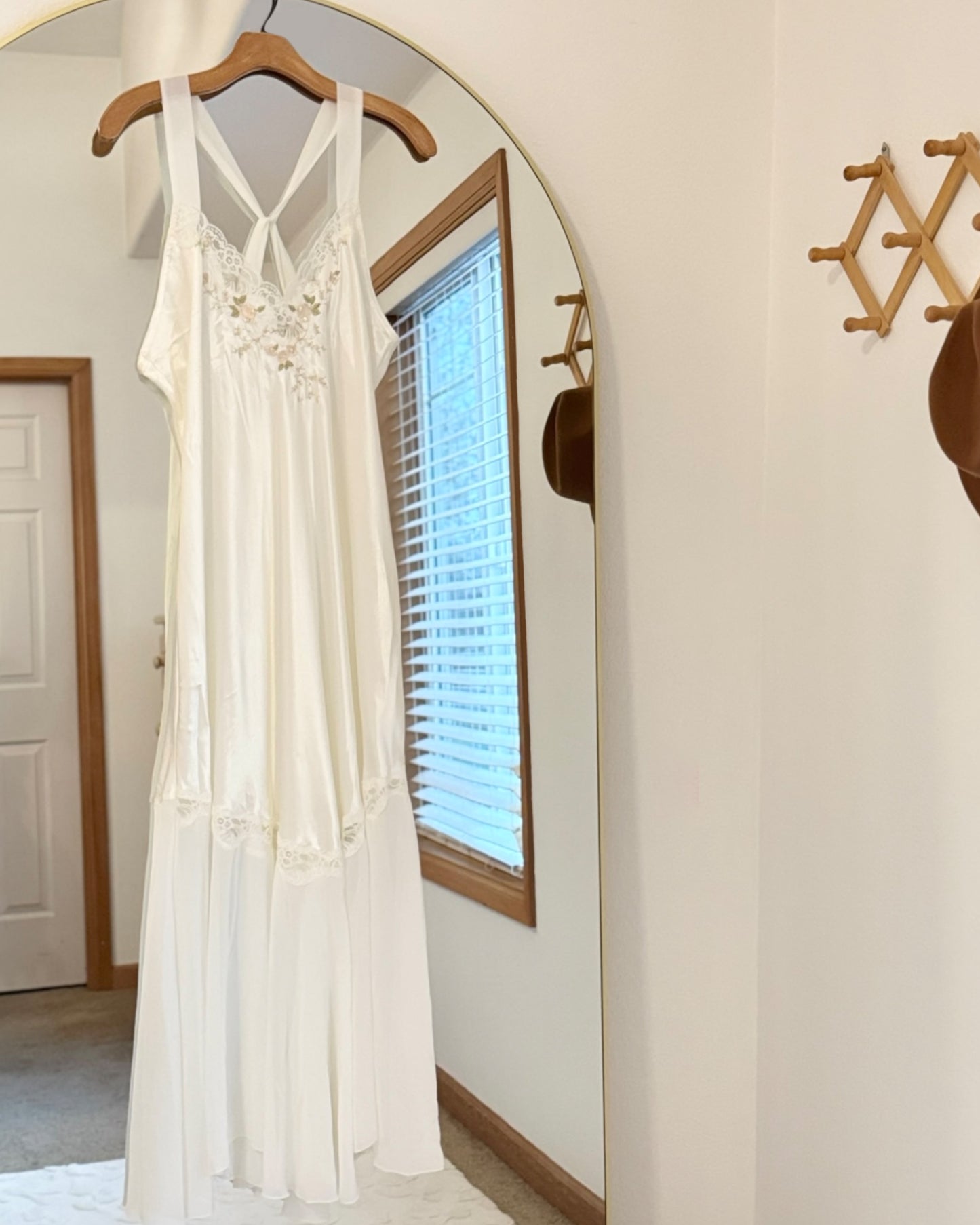 Embroidered Satin Chiffon Nightgown Slip (XL)