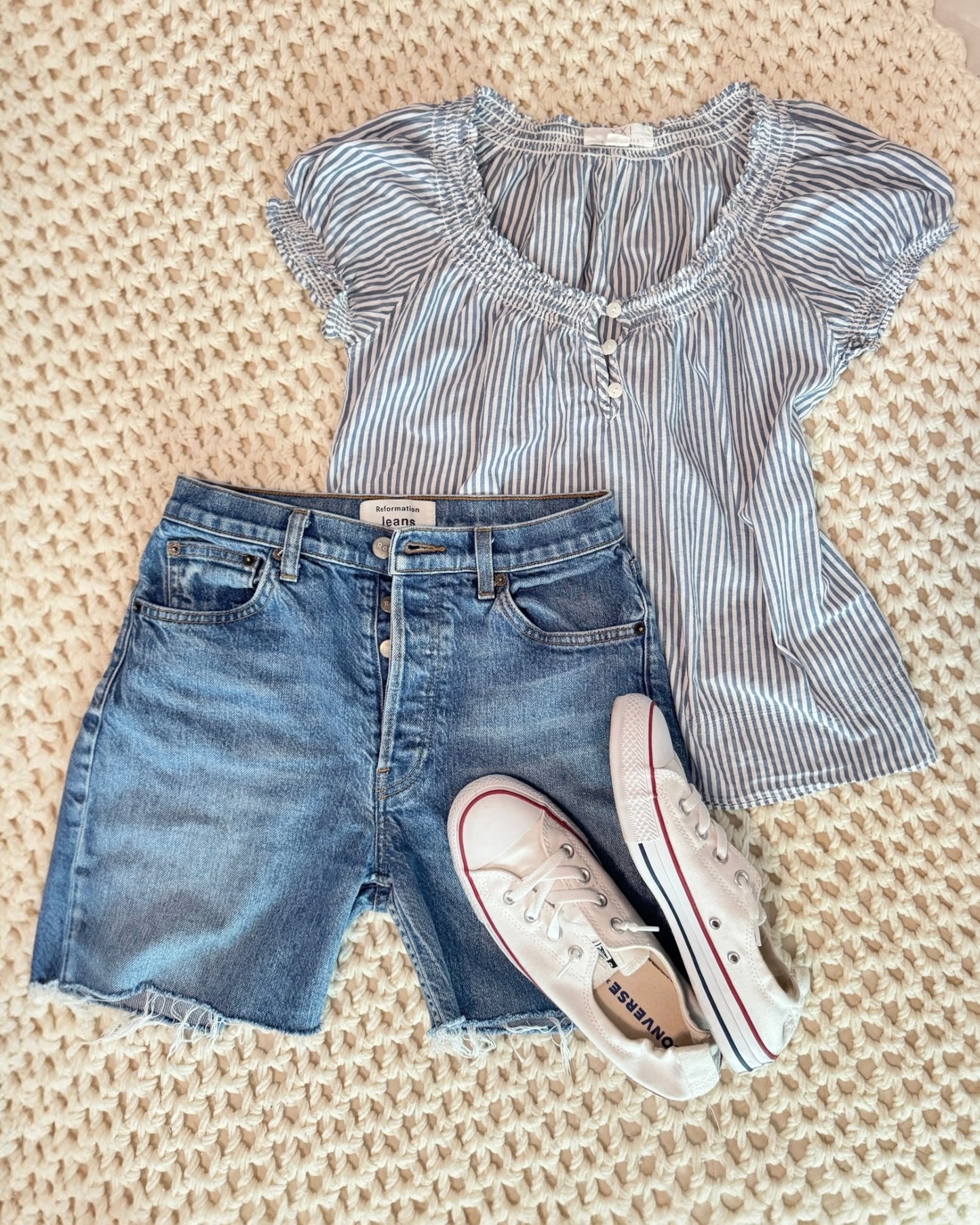 Reformation Serena High Skinny Cut-Off Shorts (26)