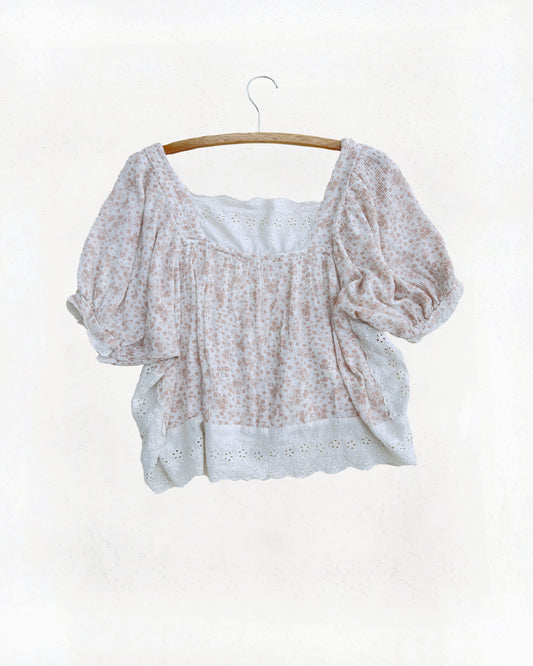 Eyelet Lace Floral Top (M)