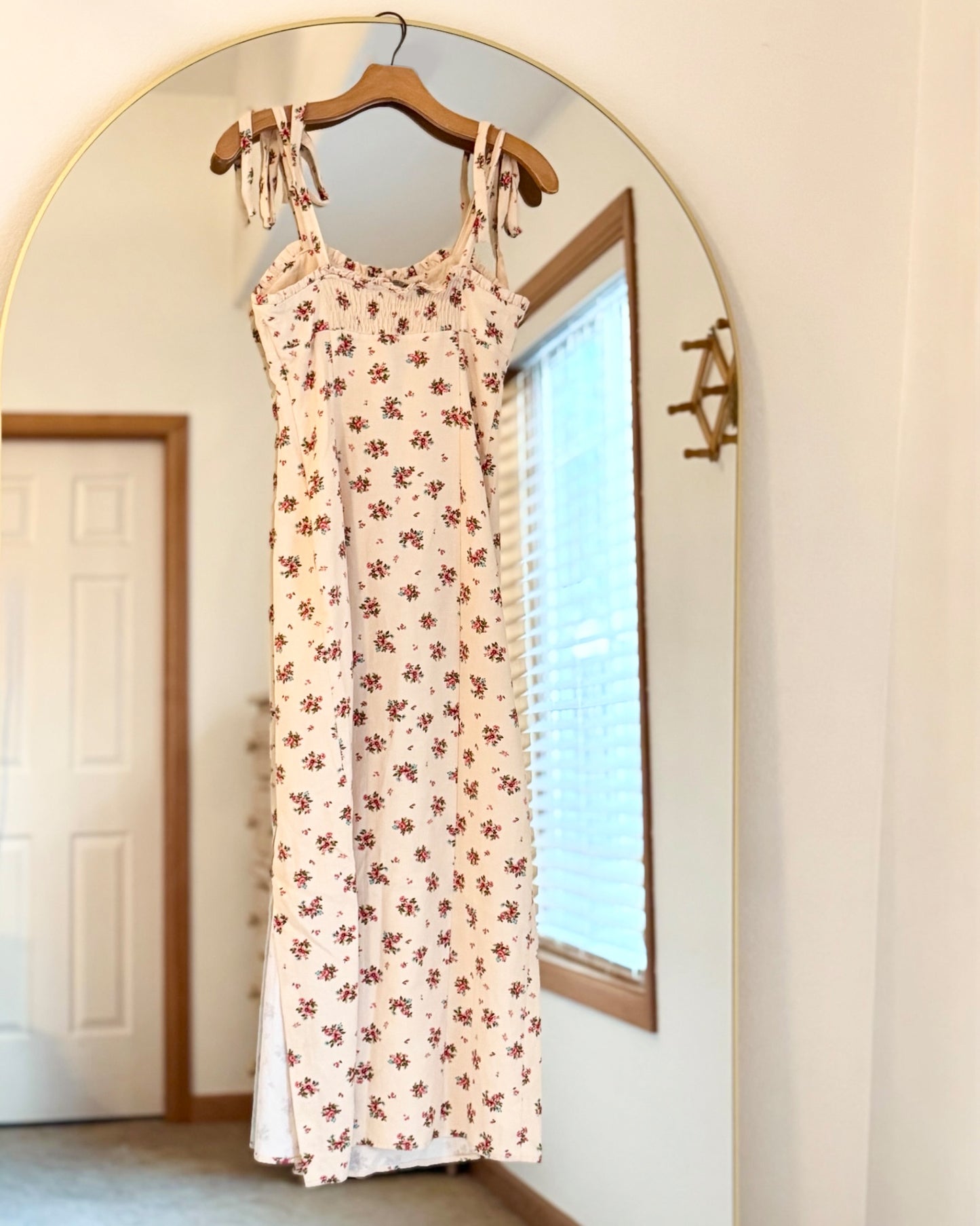 ZARA Floral Linen Blend Dress (XS)