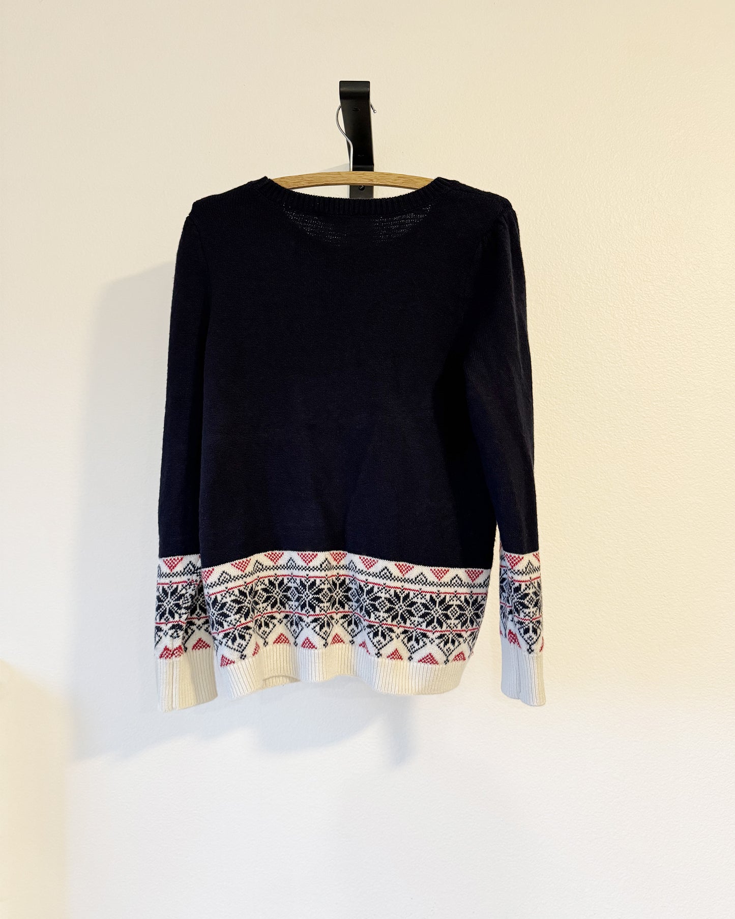 Talbots Winter Cabin Scene Christmas Sweater (L)