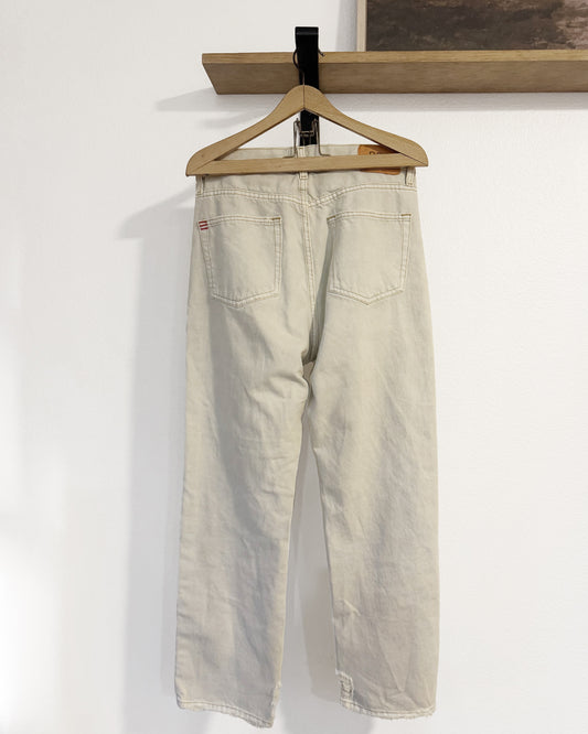 BDG High Waist Distressed Cowboy Jean (30)