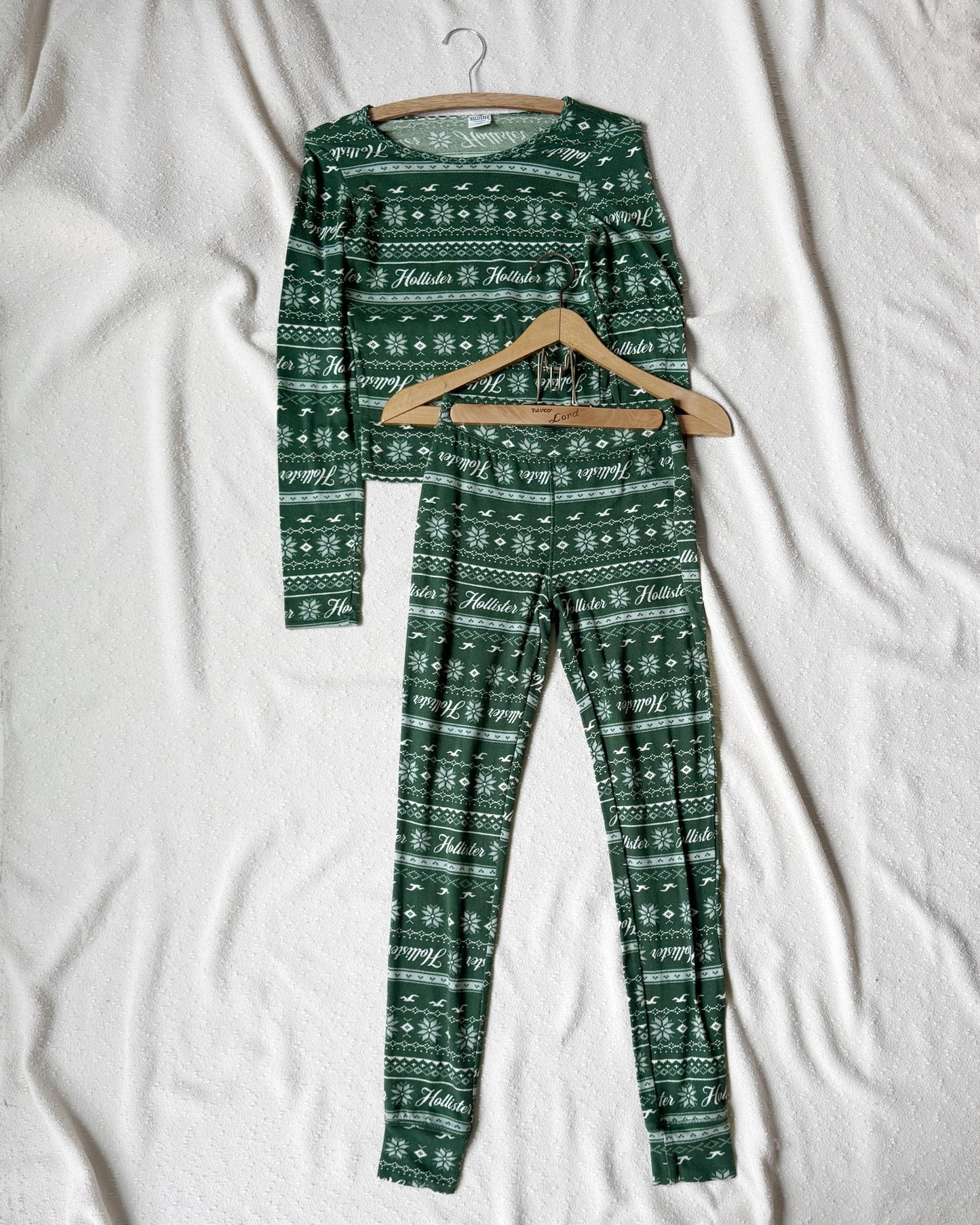 Hollister Christmas Pajama Set (XS)