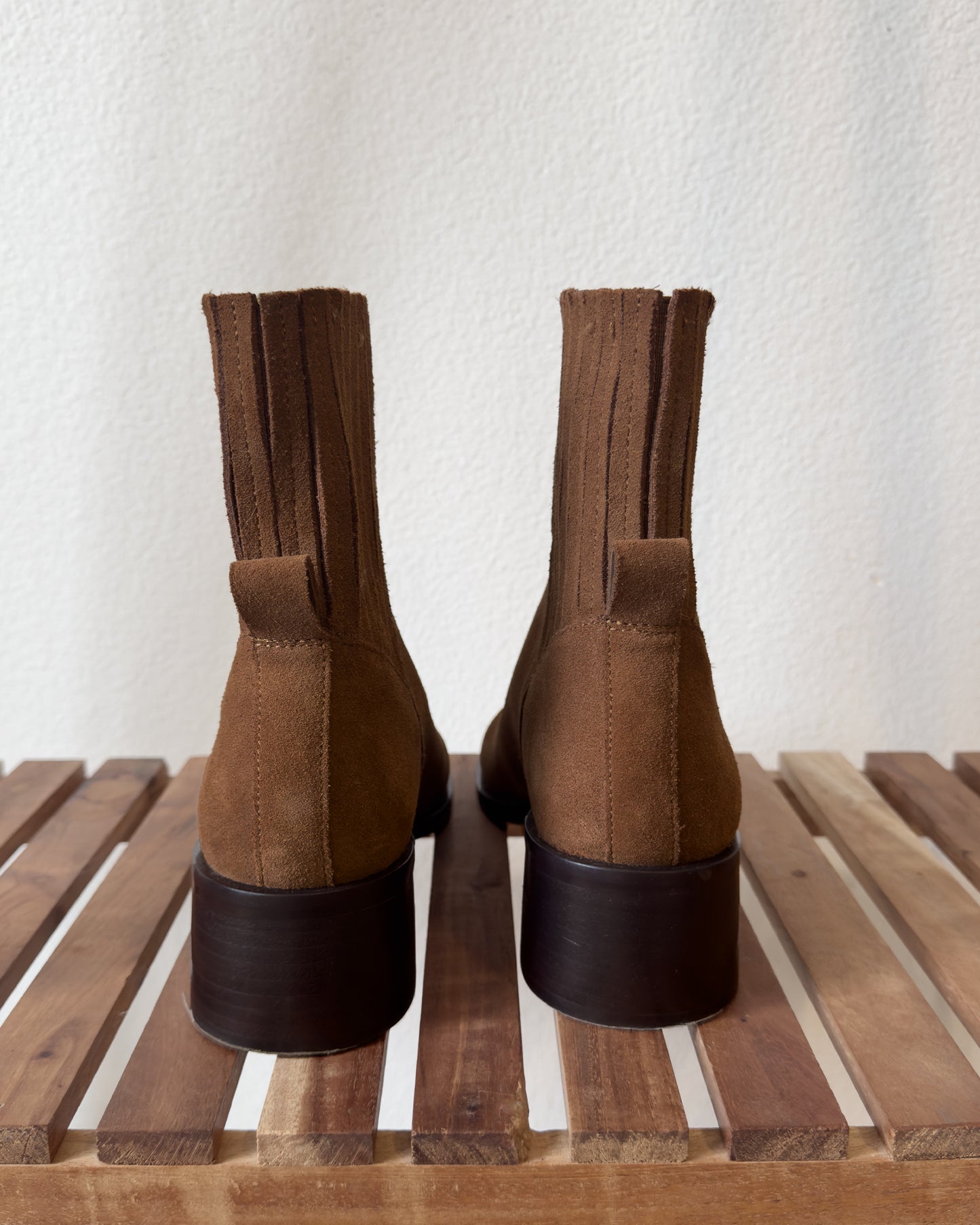 Suede Linny H2O Boots (8.5)