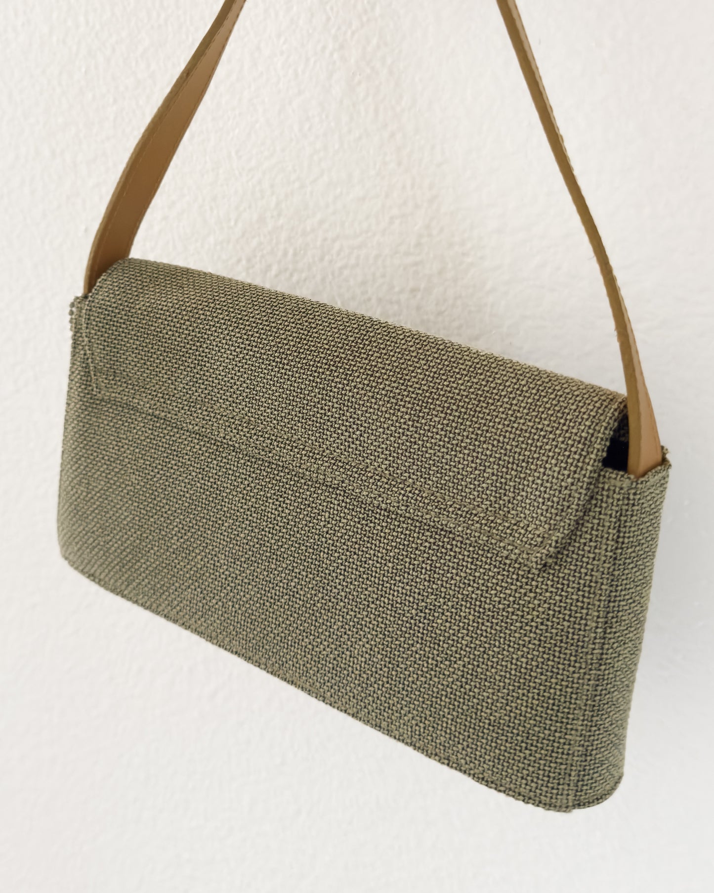 Little Green Clutch (8.5" x 4.5" x 1.5")