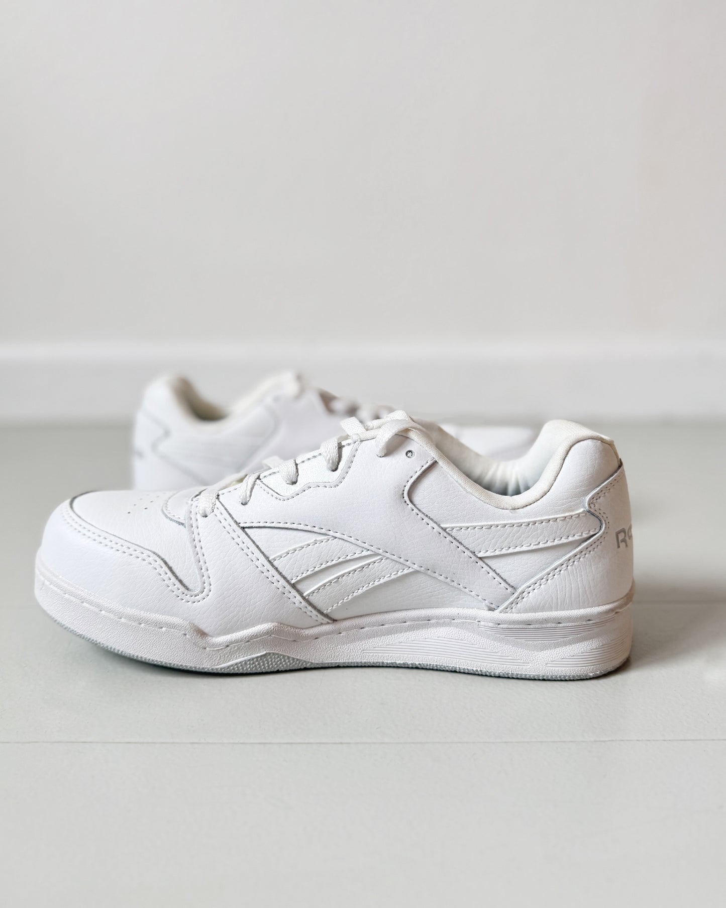 Reebok Sneakers (9)