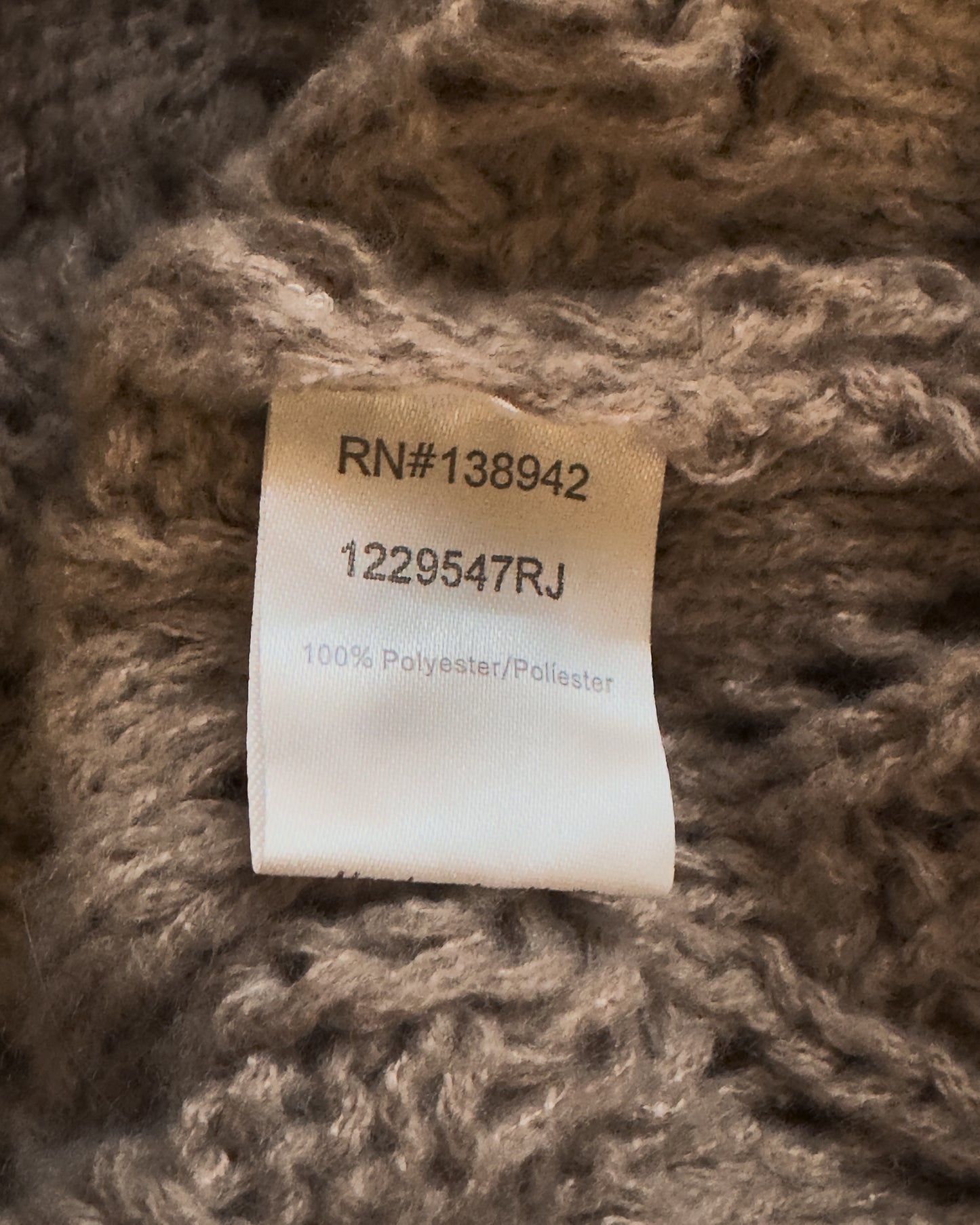 Cropped Cable Knit Sweater (L)