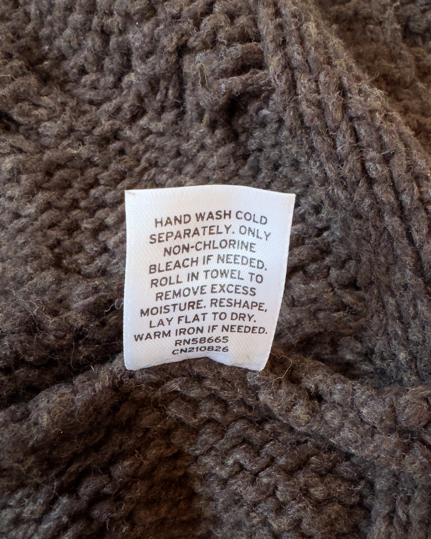 Cable-Knit Chunky Cardigan Sweater (L)