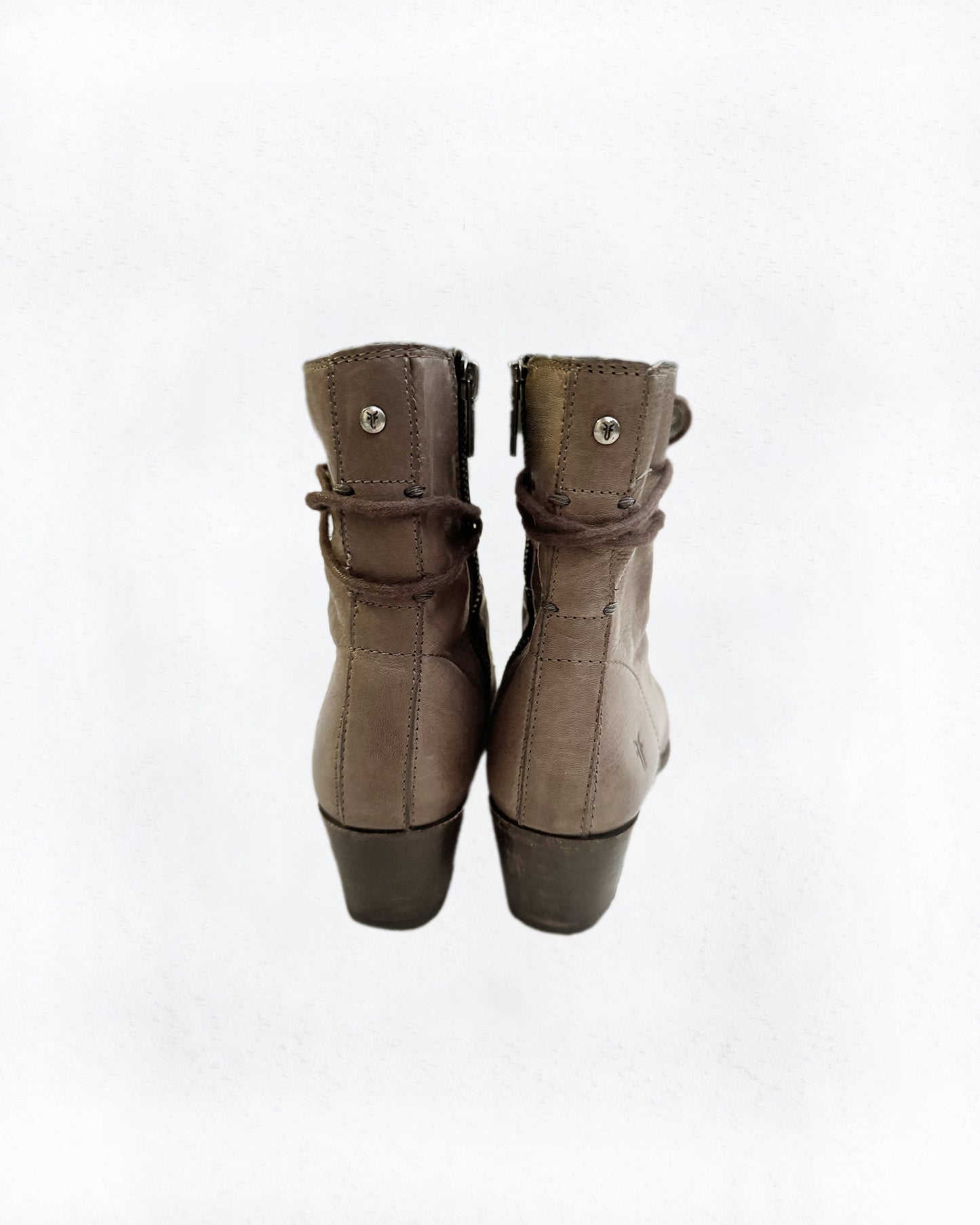 Frye Courtney Antique Style Lace Up Riding | Combat Boots (6.5)