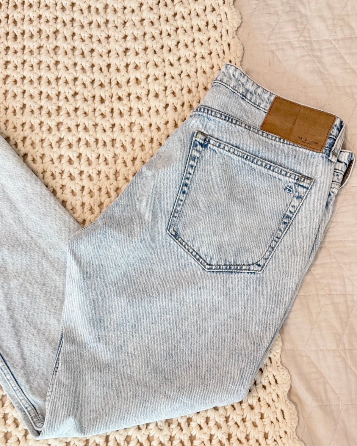Rag & Bone Rosa Faded Boyfriend Jeans (30)