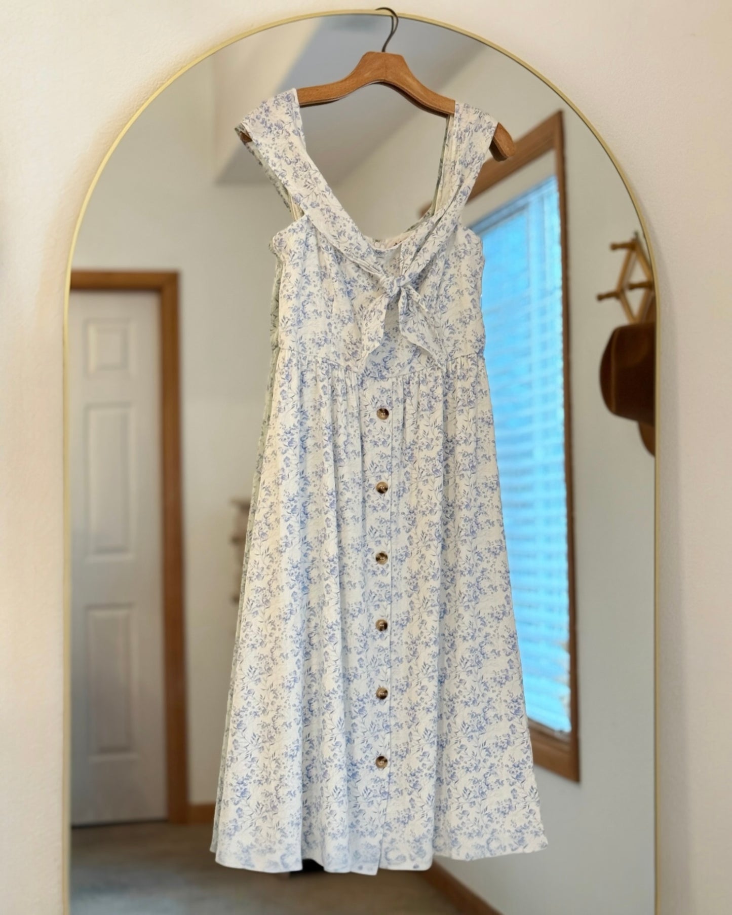 Floral Linen Blend French Country Midi Dress (M)