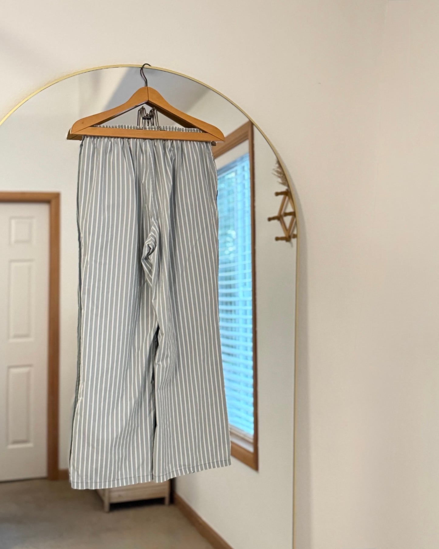 Striped Boxer Lounge Pants (Medium)