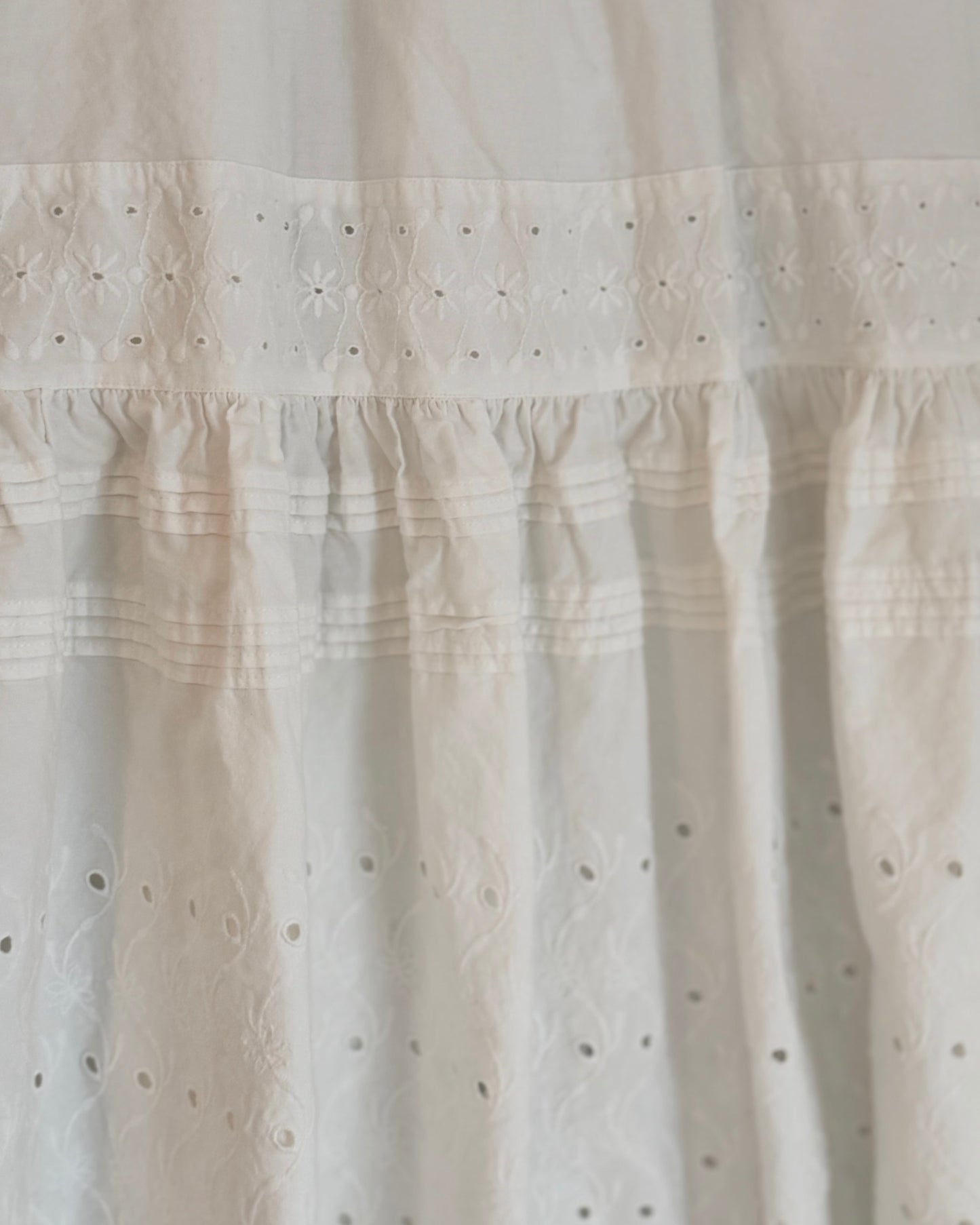Anthropologie Eyelet Petticoat Skirt (XS-S/M)