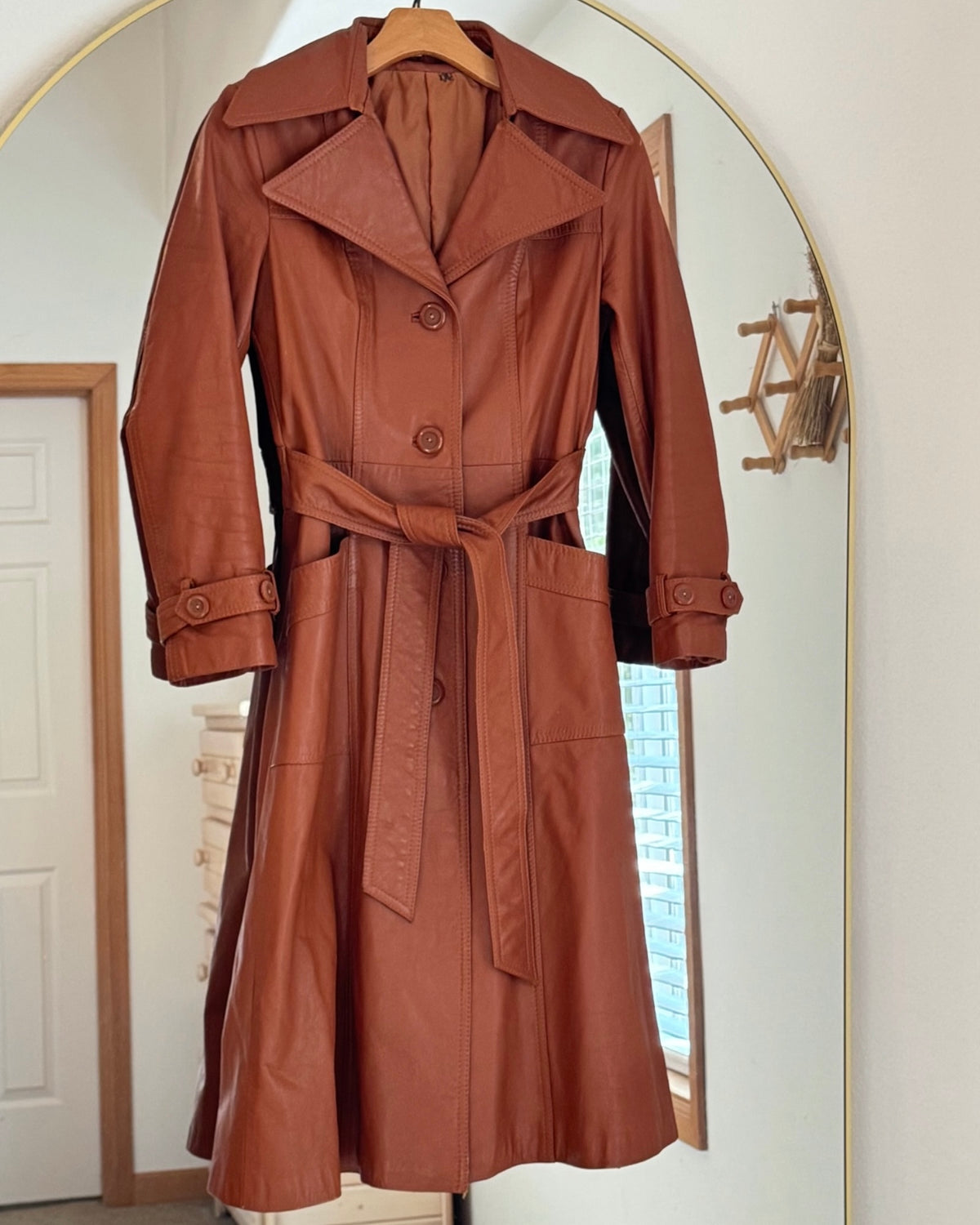 Vintage 1970s Leather Trench Coat (Vintage Sizing  7/8 | Modern Sizing 2-4)