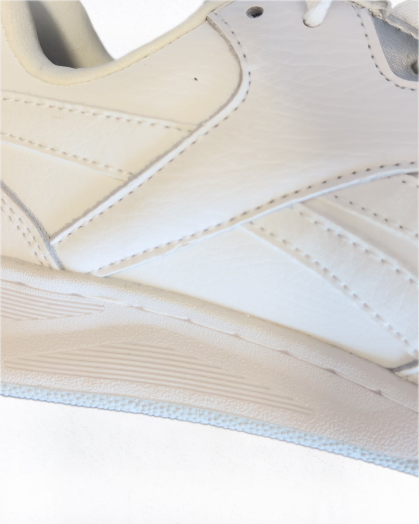 Reebok Sneakers (9)