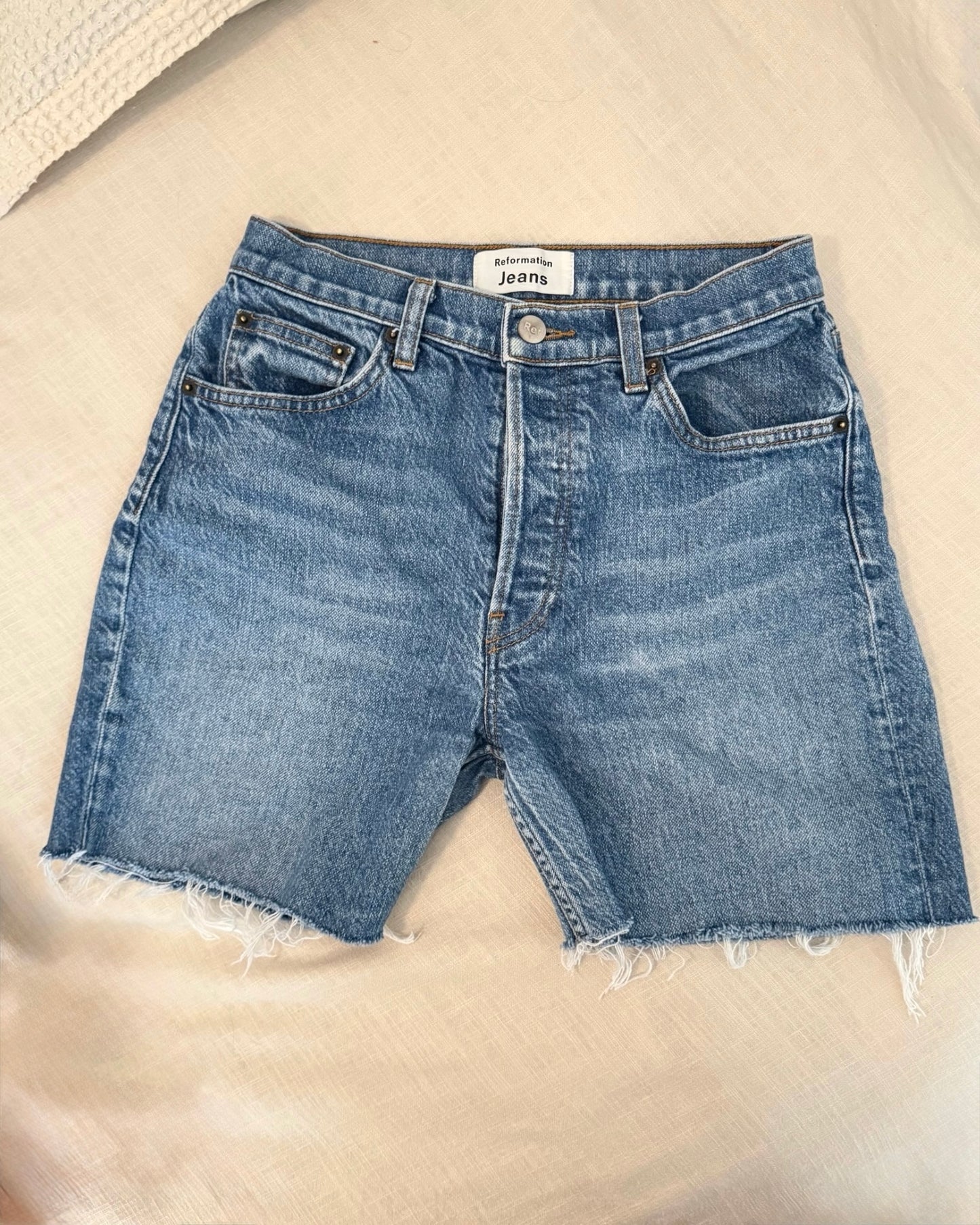 Reformation Serena High Skinny Cut-Off Shorts (26)