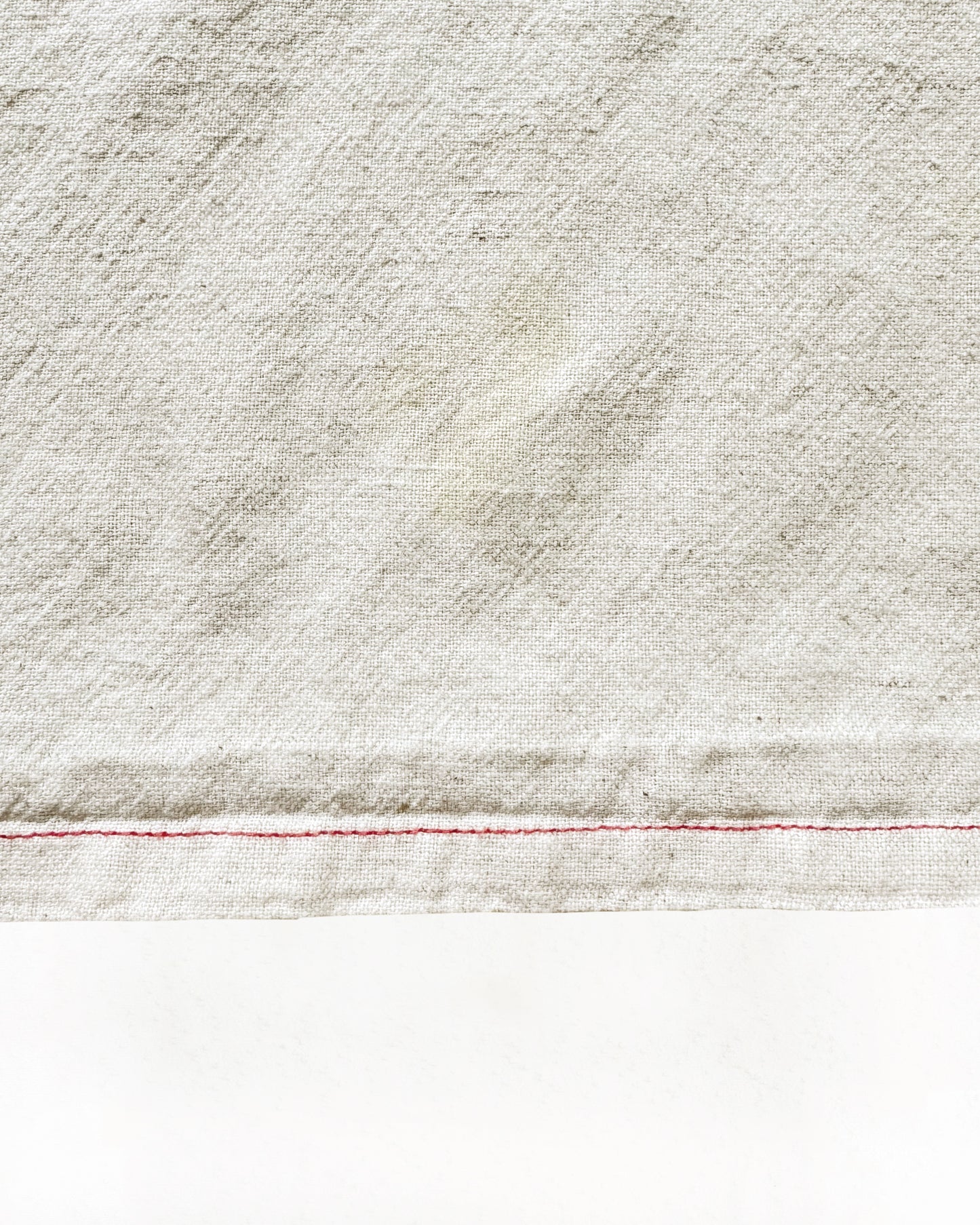 Cotton Linen Blend Apron  (with bonus candy cane measuring cups)