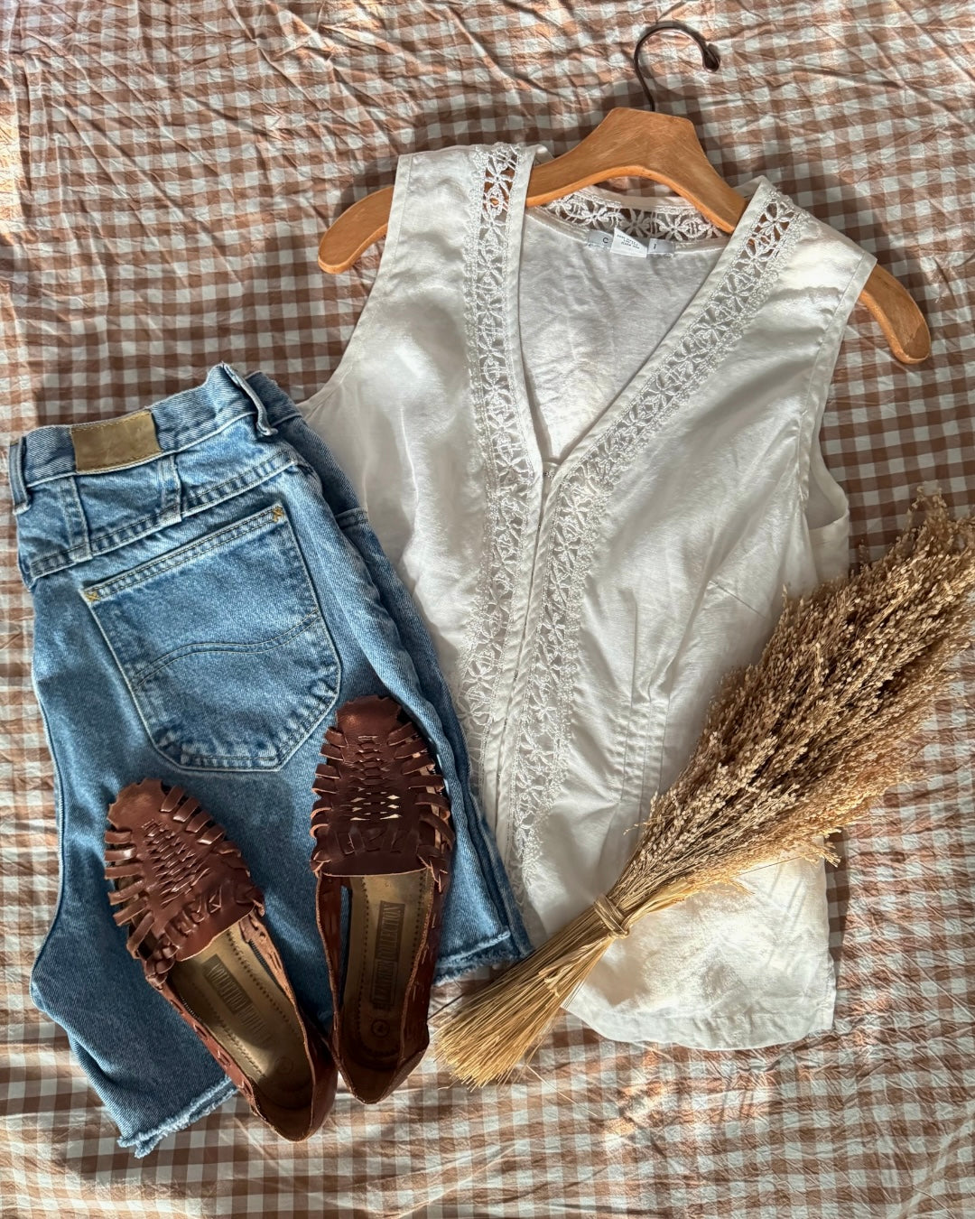 Vintage Lee High-Rise Denim Cut-Off Shorts (10/12)