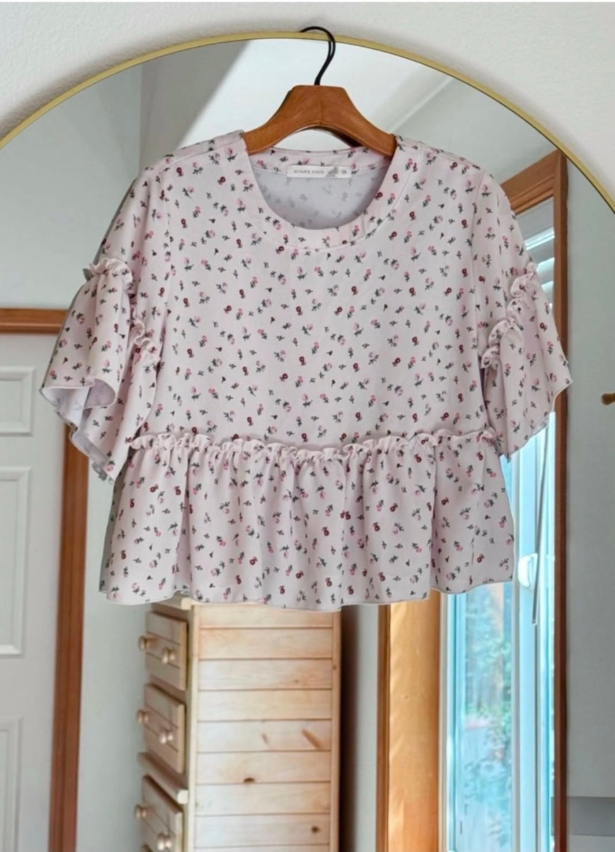 Altar'd State Floral Ruffle Oversized Top (XXS-S)