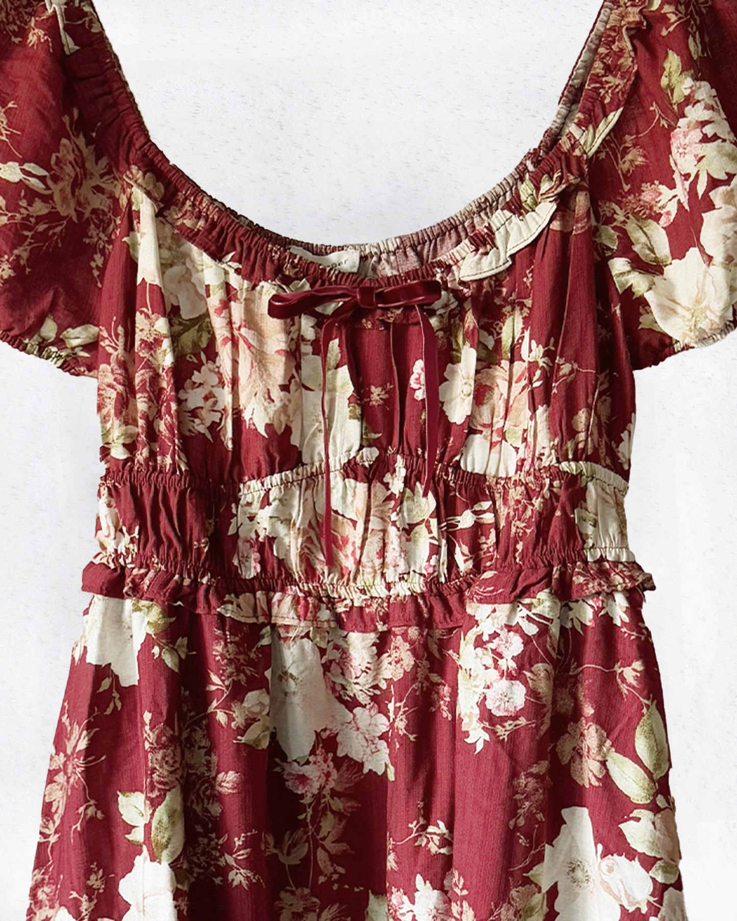 NEW Floral Ruffle Trim Dress (S)