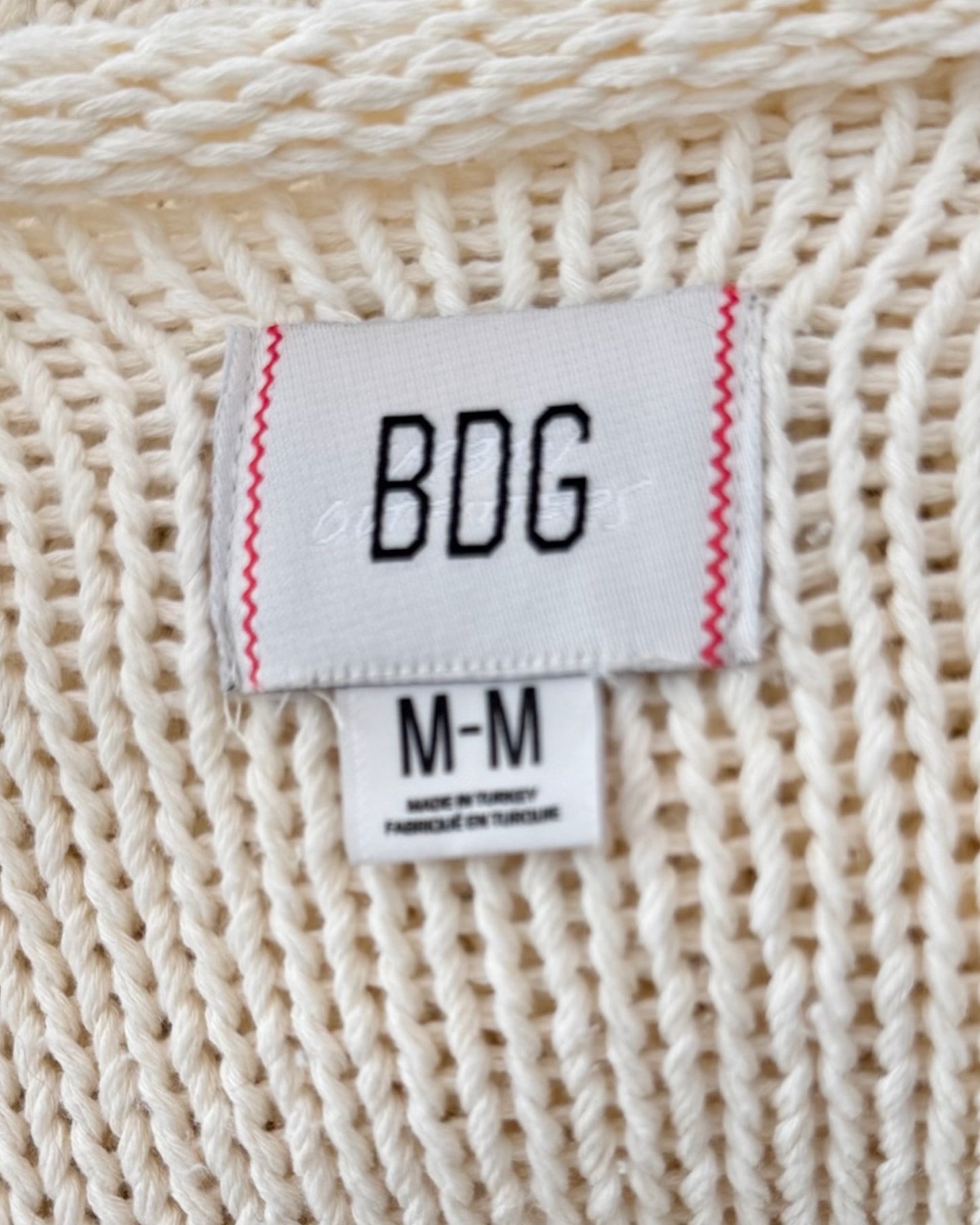Urban Outfitters BDG Chunky Oversized Cable Knit Sweater (M/L)