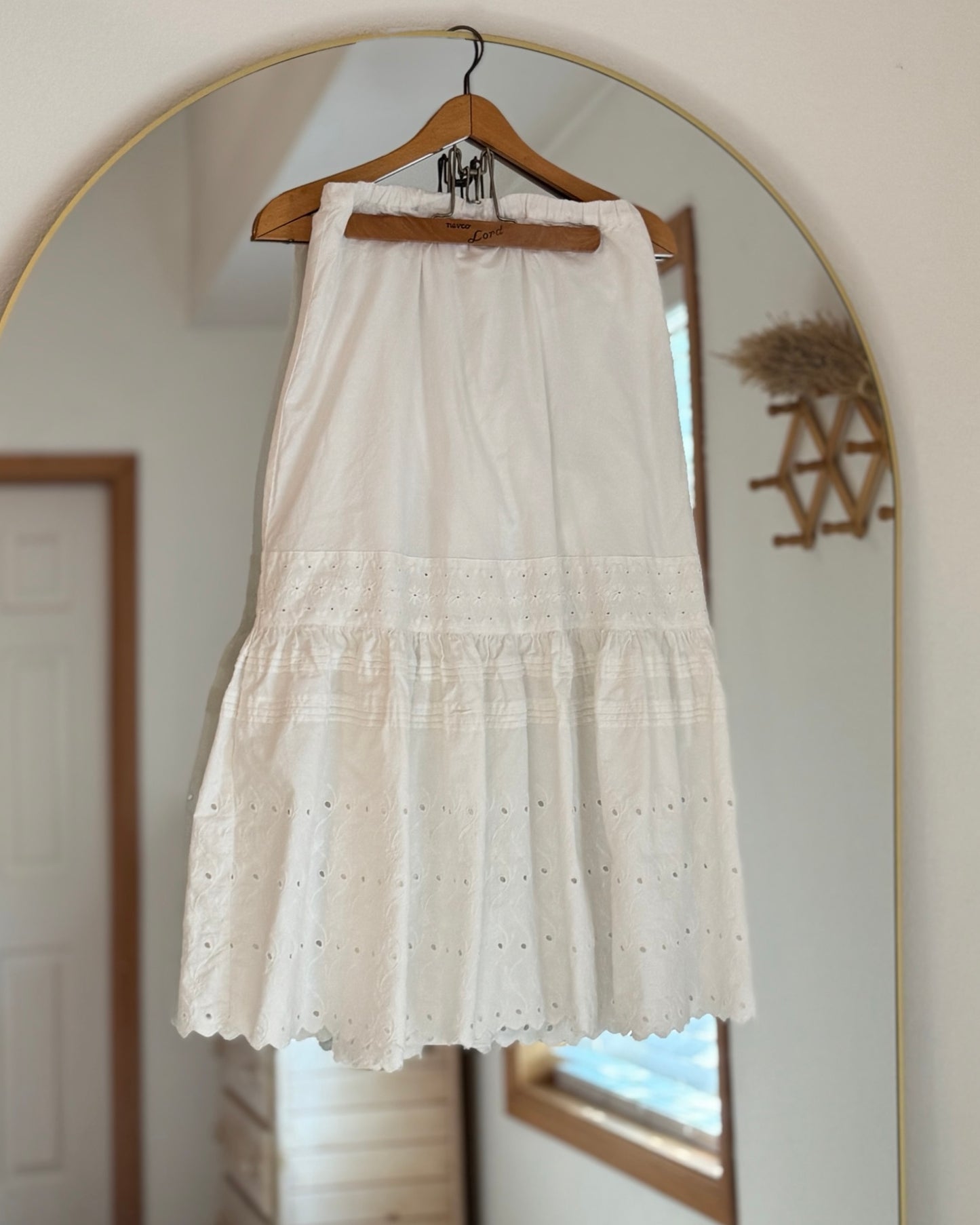 Anthropologie Eyelet Petticoat Skirt (XS-S/M)