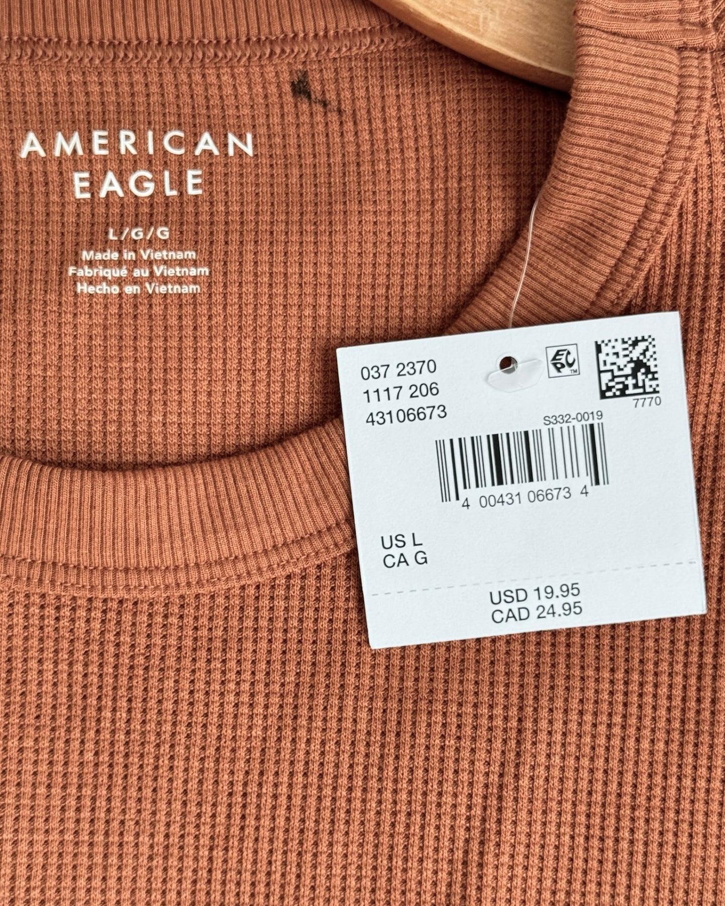 NEW AE Waffle Knit Tee (L)