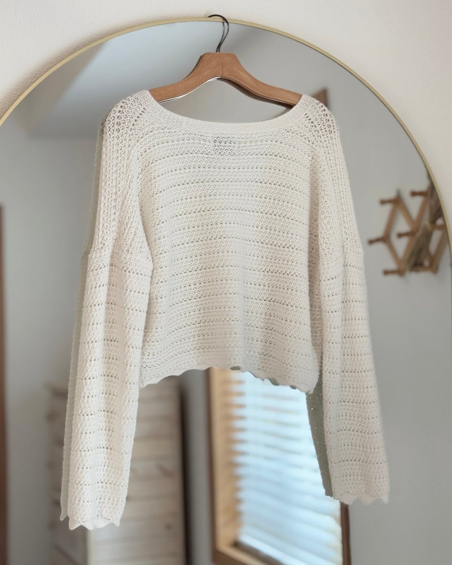 Crocheted Cardigan Sweater (M)