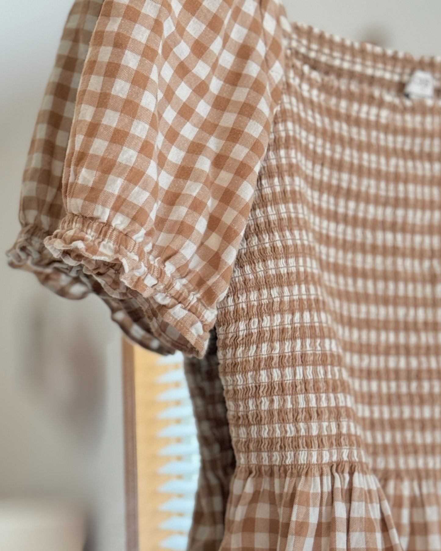 Gingham Puff-Sleeved Top (S/M)