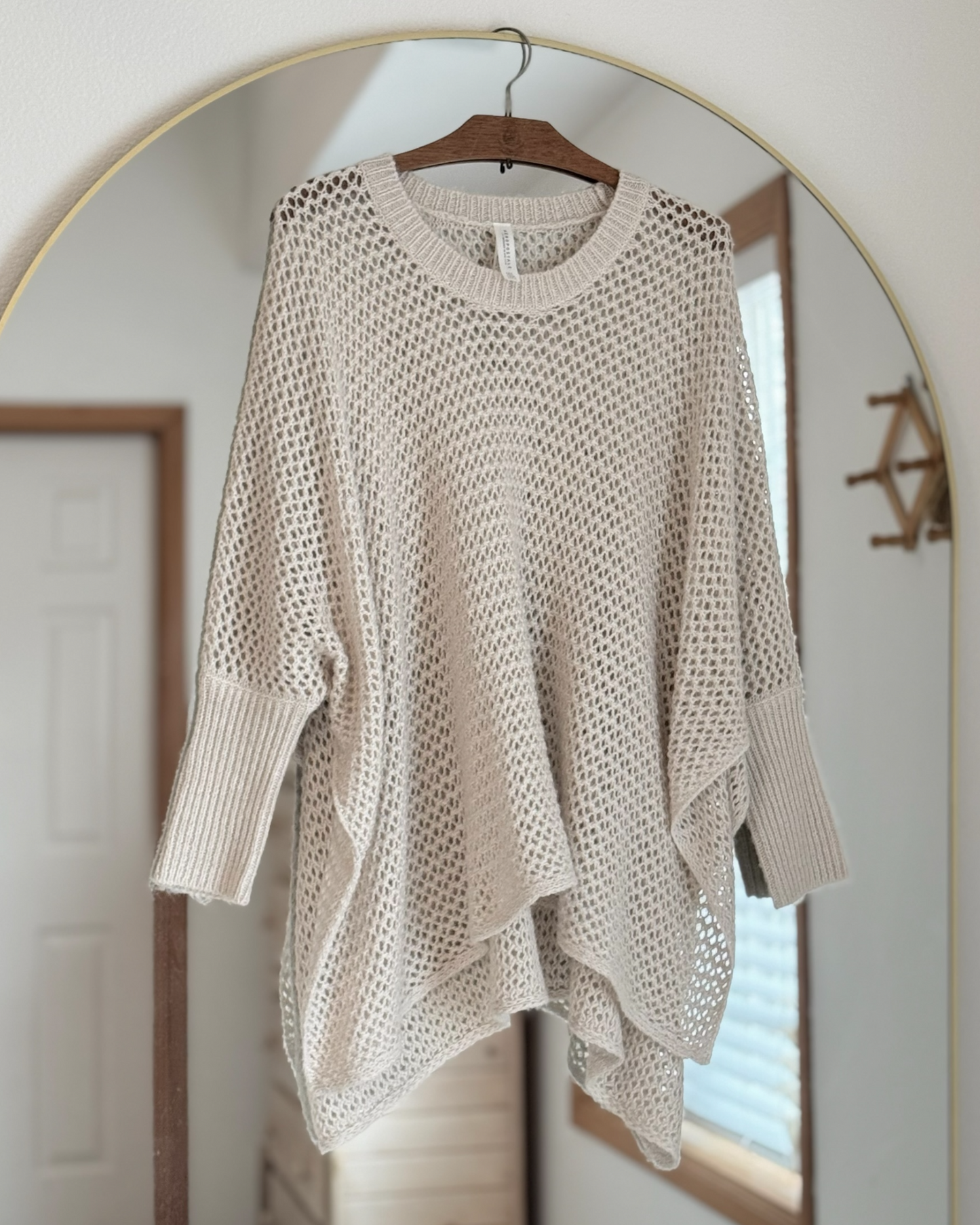 Oversized Open-Knit Sweater (M/L)