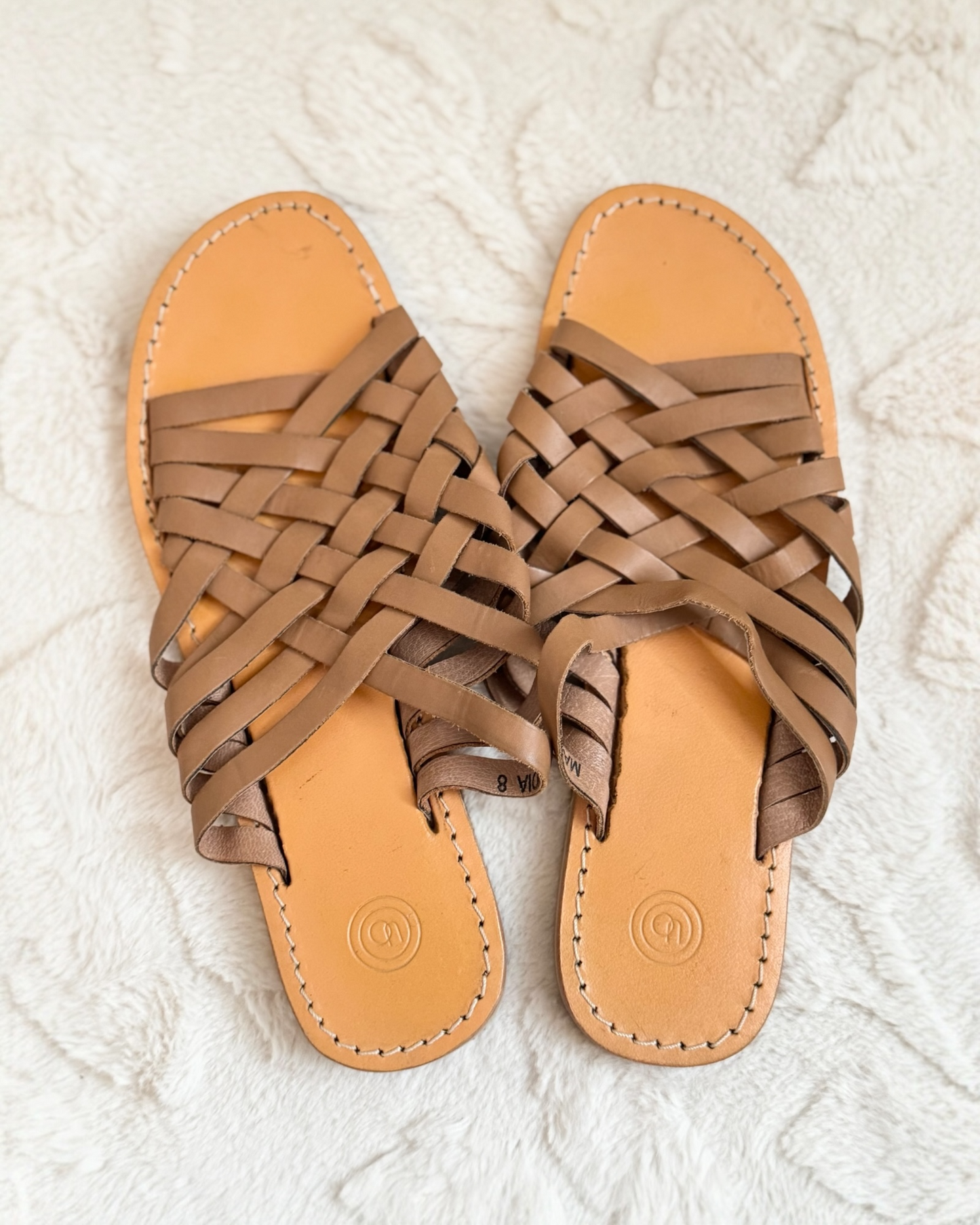 Urban Outfitters Woven Criss Cross Flat Sandals (8)