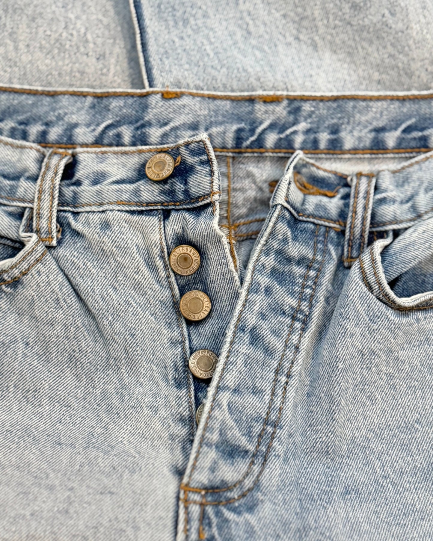 Vintage Inspired High-Rise Denim Jeans (XS/S)