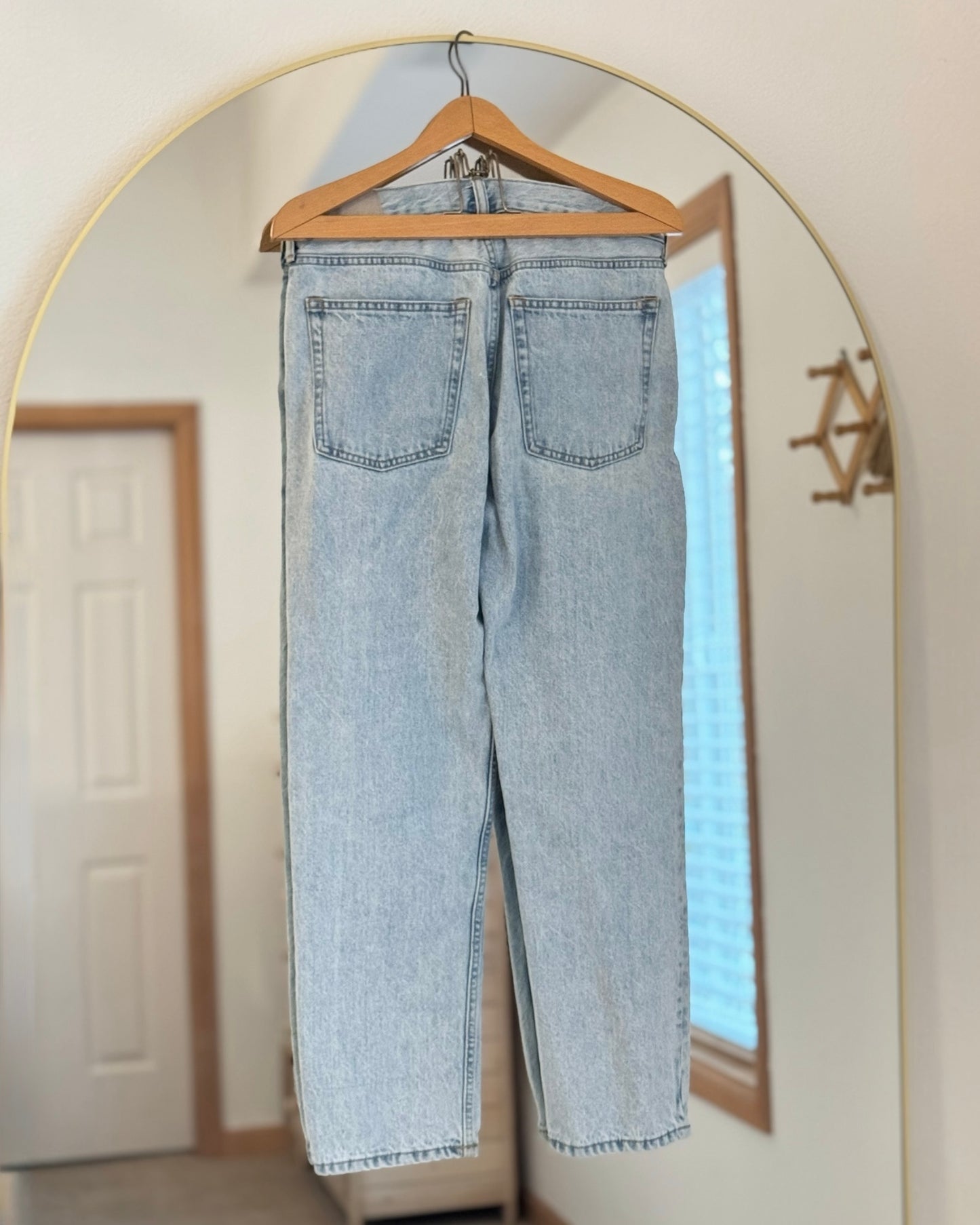 Everlane Organic Cotton High-Rise Straight Jeans (28)