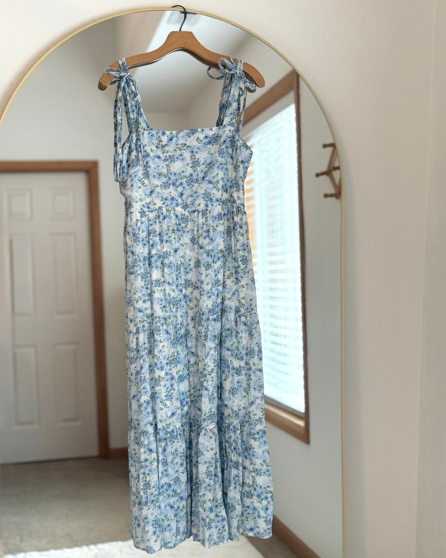 Floral Tie Midi Dress (L)