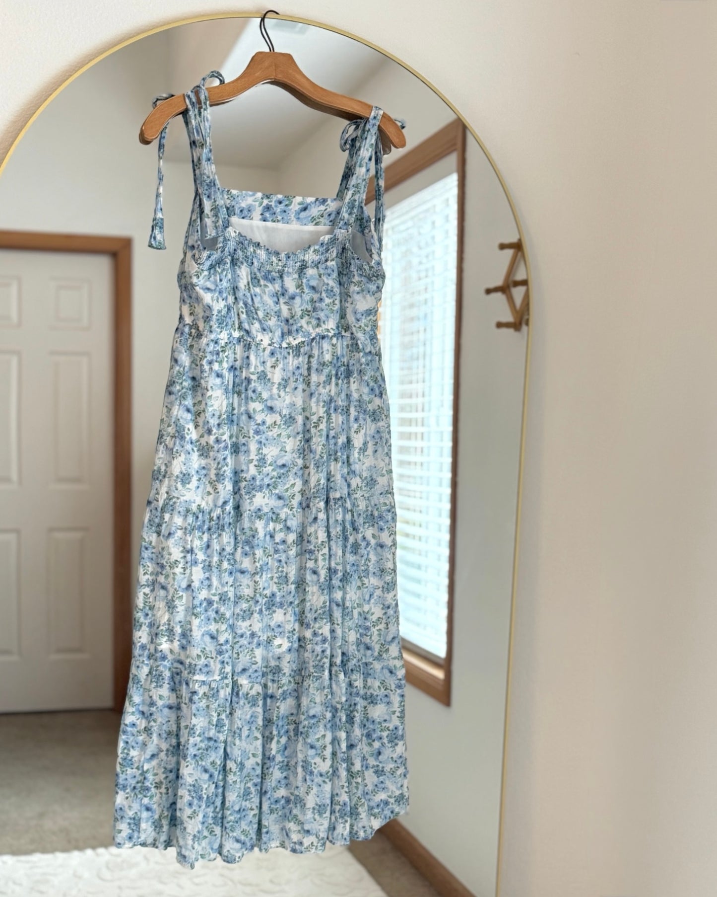 Floral Tie Midi Dress (L)